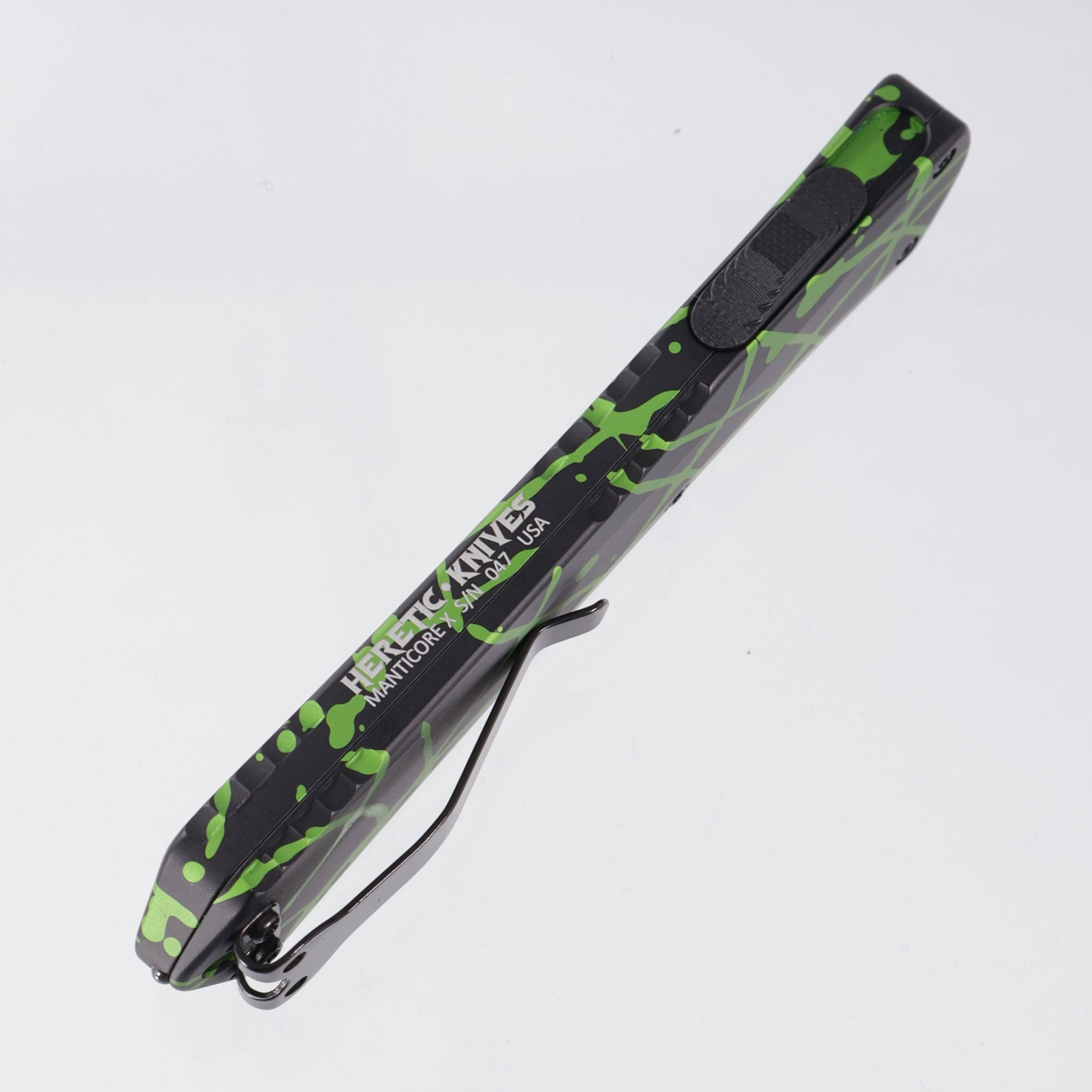 Heretic Manticore X Double Edge - Black w/ Green Splash Pattern