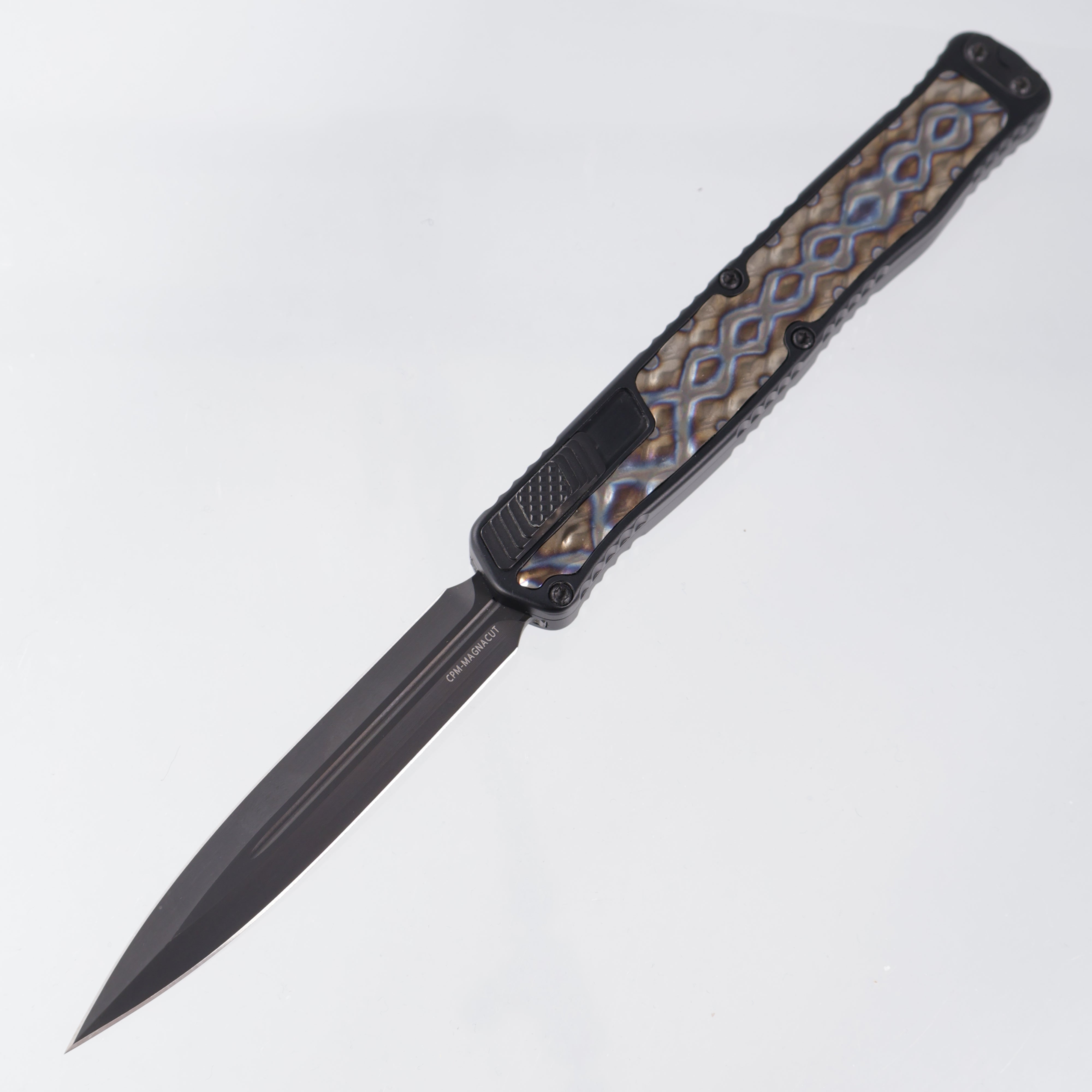 Heretic Cleric II Double Edge - Black Aluminum w/ Flamed Titanium Inlays - DLC Magnacut - H020-6A-FTI *PRE-OWNED*