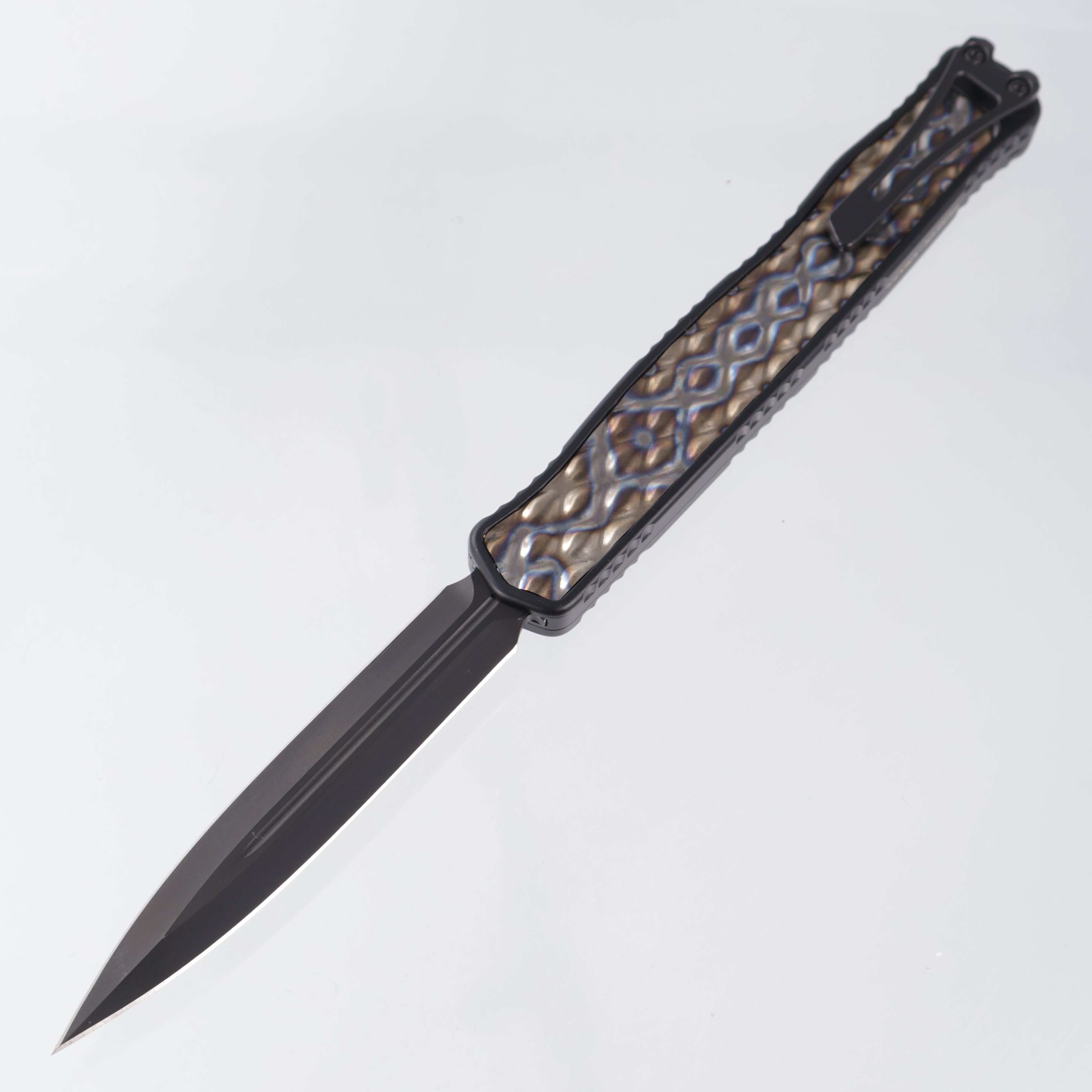 Heretic Cleric II Double Edge - Black Aluminum w/ Flamed Titanium Inlays - DLC Magnacut - H020-6A-FTI *PRE-OWNED*