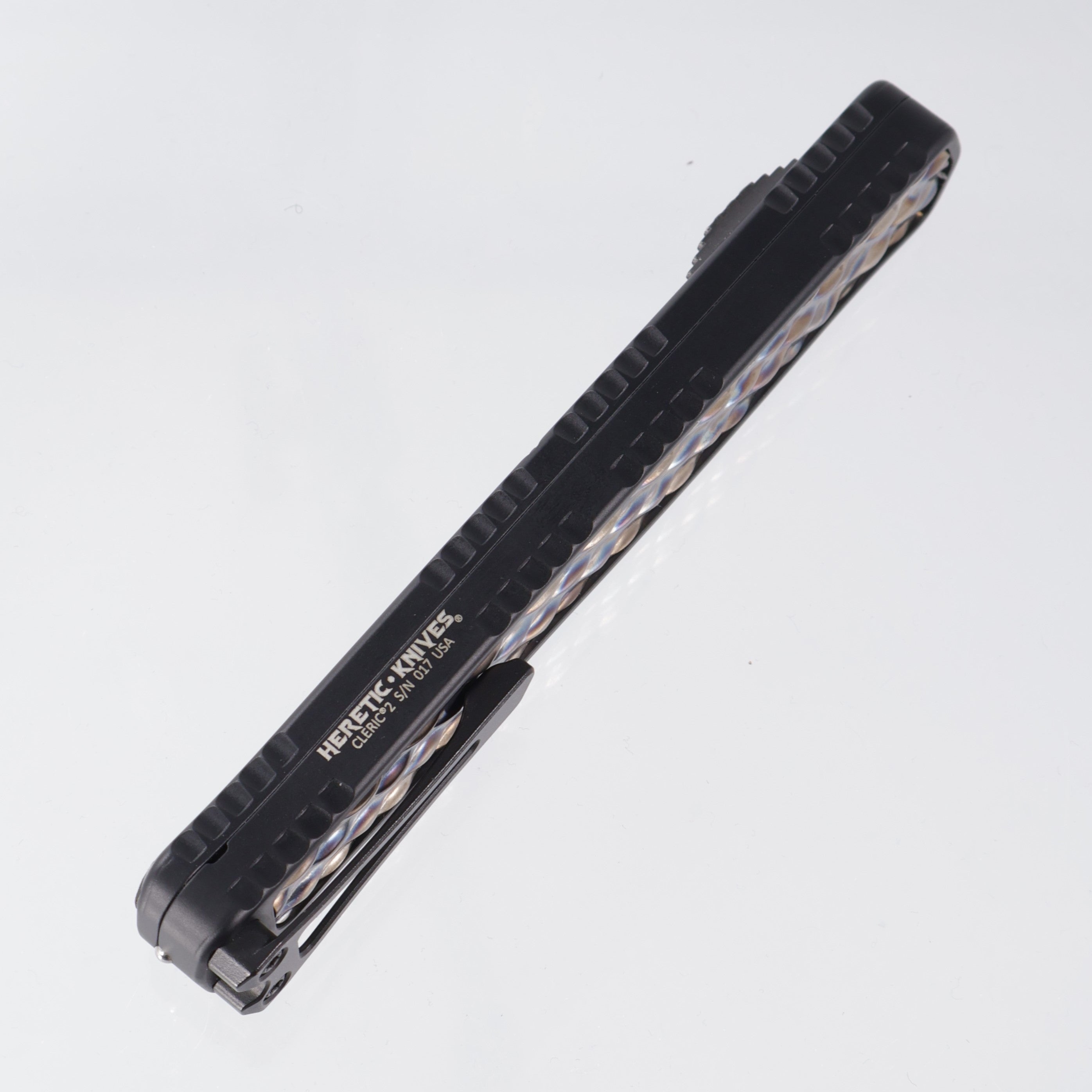 Heretic Cleric II Double Edge - Black Aluminum w/ Flamed Titanium Inlays - DLC Magnacut - H020-6A-FTI *PRE-OWNED*