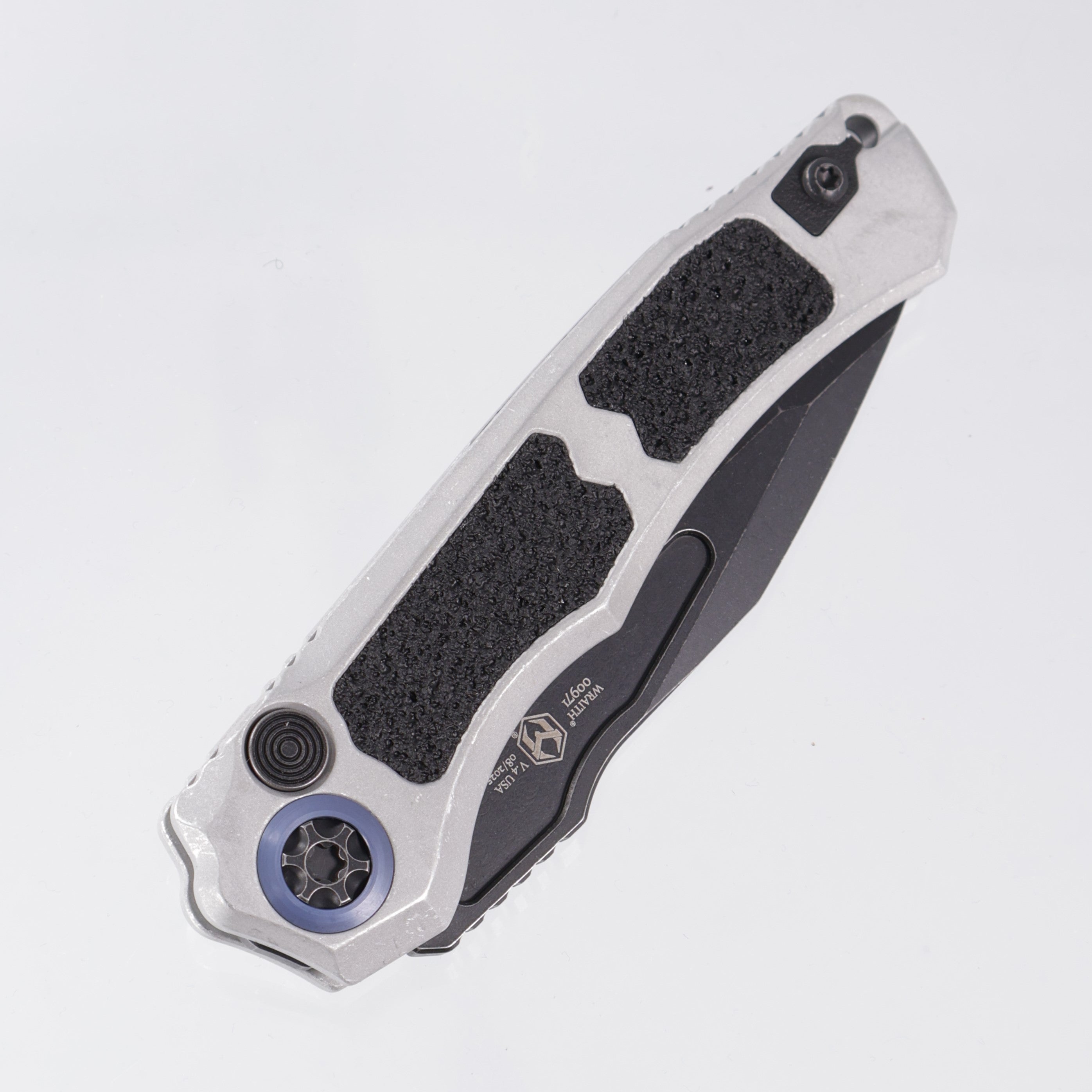 Heretic Wraith V4 Auto Tanto - Blizzardworn Aluminum - Battle Black Magnacut - H100-8A-BLZ *PRE-OWNED*