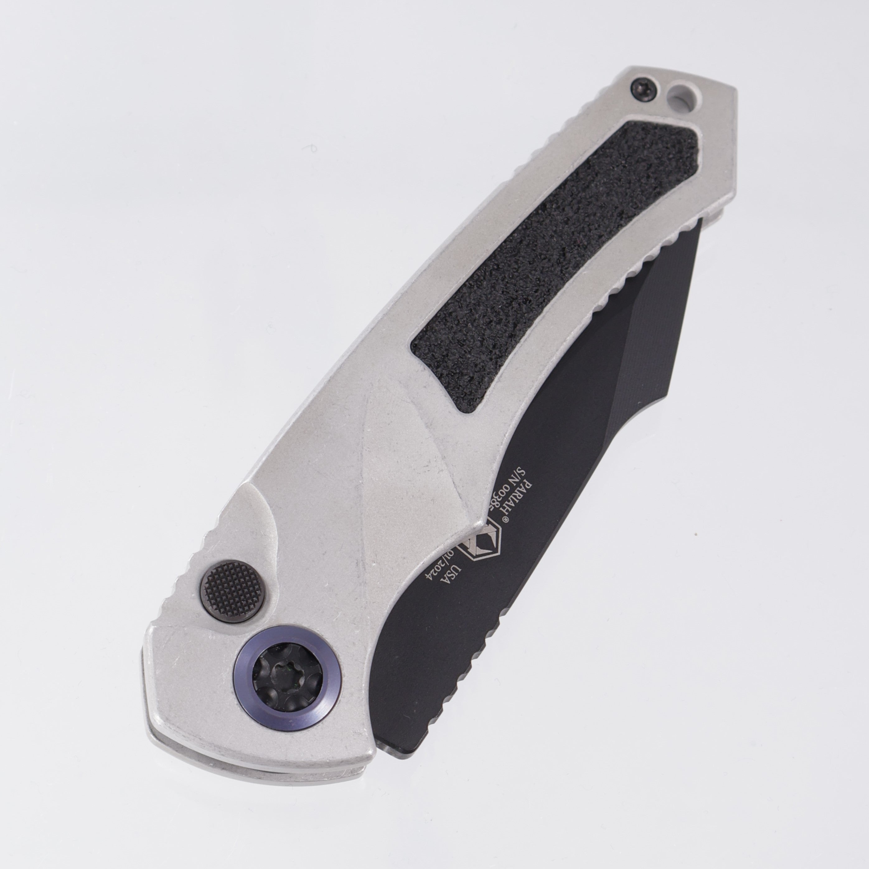Heretic Pariah Auto Single Edge - Blizzardworn Aluminum - Black Magnacut - H048-4A-BLZ *PRE-OWNED