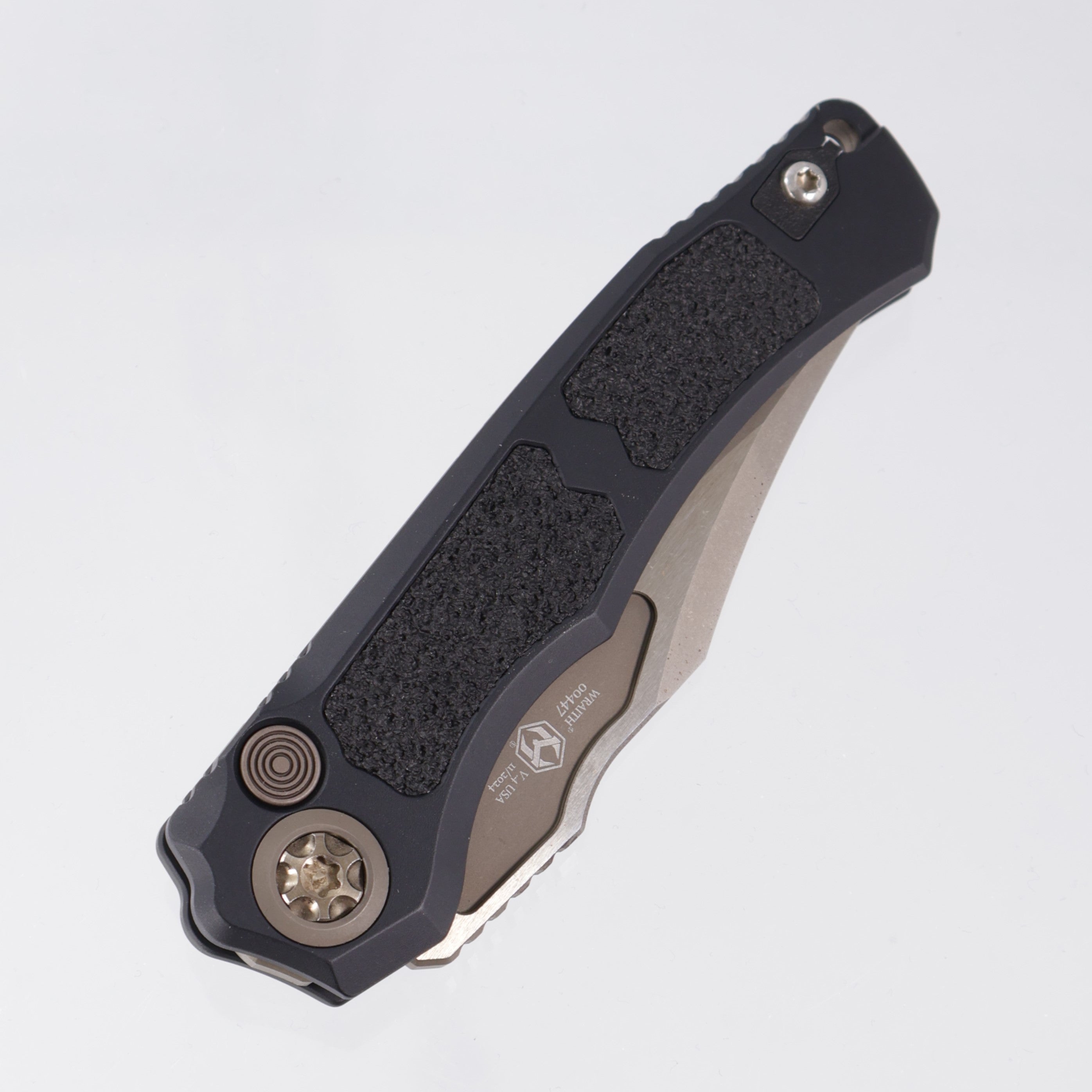 Heretic Knives Wraith Auto V4 Bowie - Black w/ Bronze hardware - Bronze Magnacut H002-7A *PRE-OWNED*