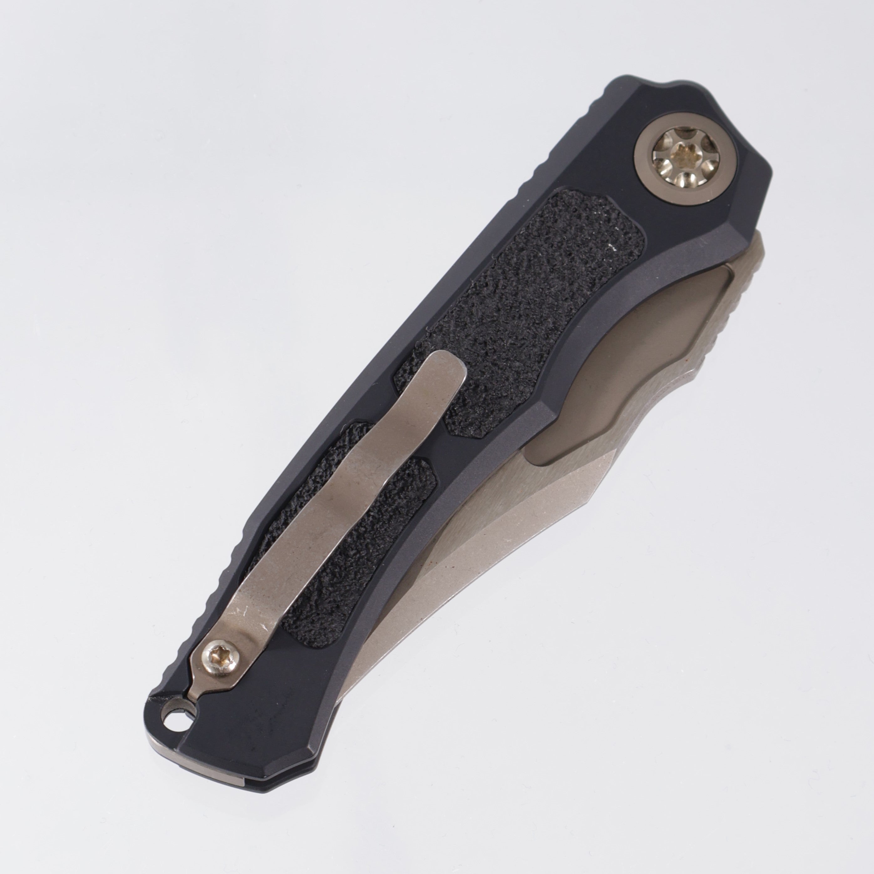 Heretic Knives Wraith Auto V4 Bowie - Black w/ Bronze hardware - Bronze Magnacut H002-7A *PRE-OWNED*