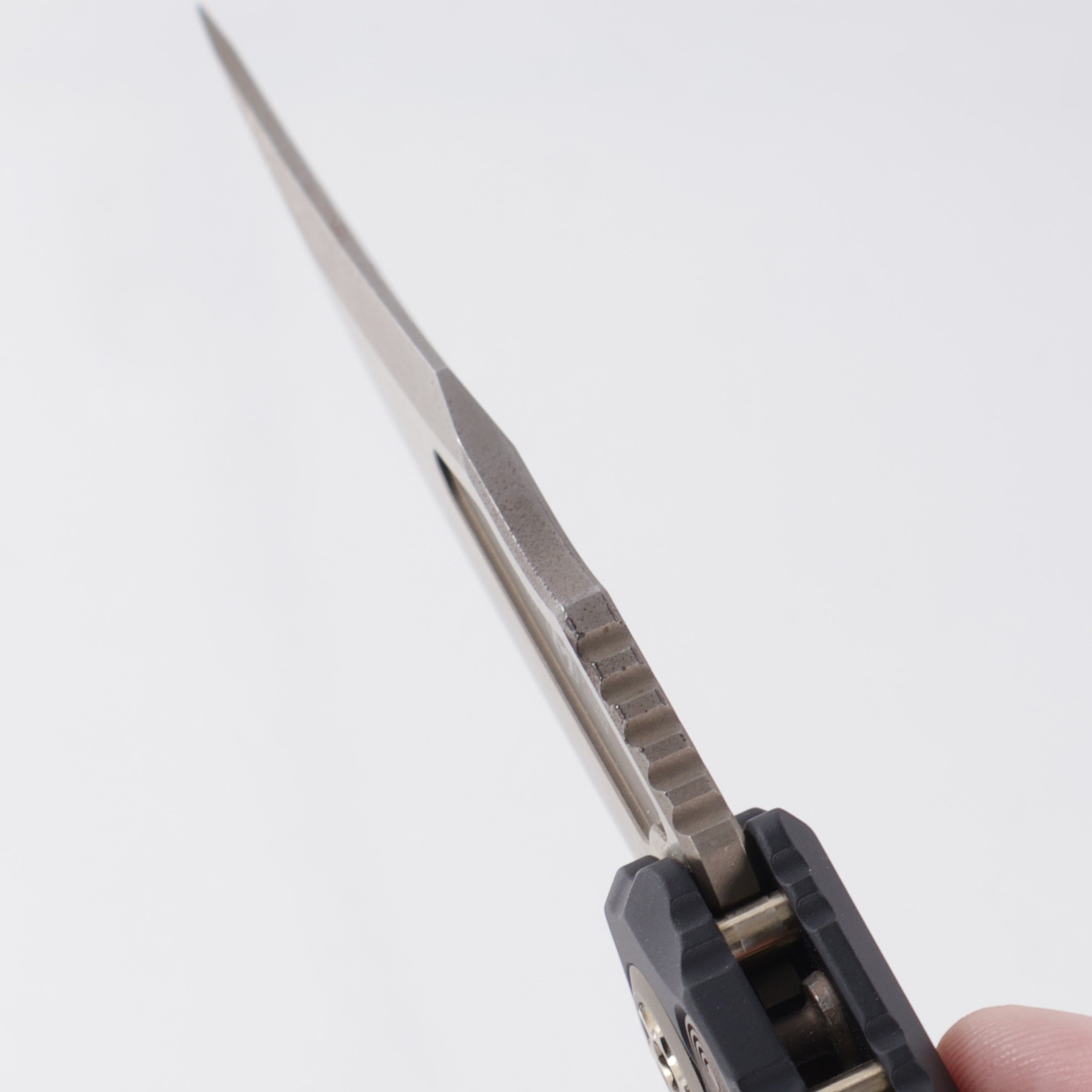 Heretic Knives Wraith Auto V4 Bowie - Black w/ Bronze hardware - Bronze Magnacut H002-7A *PRE-OWNED*