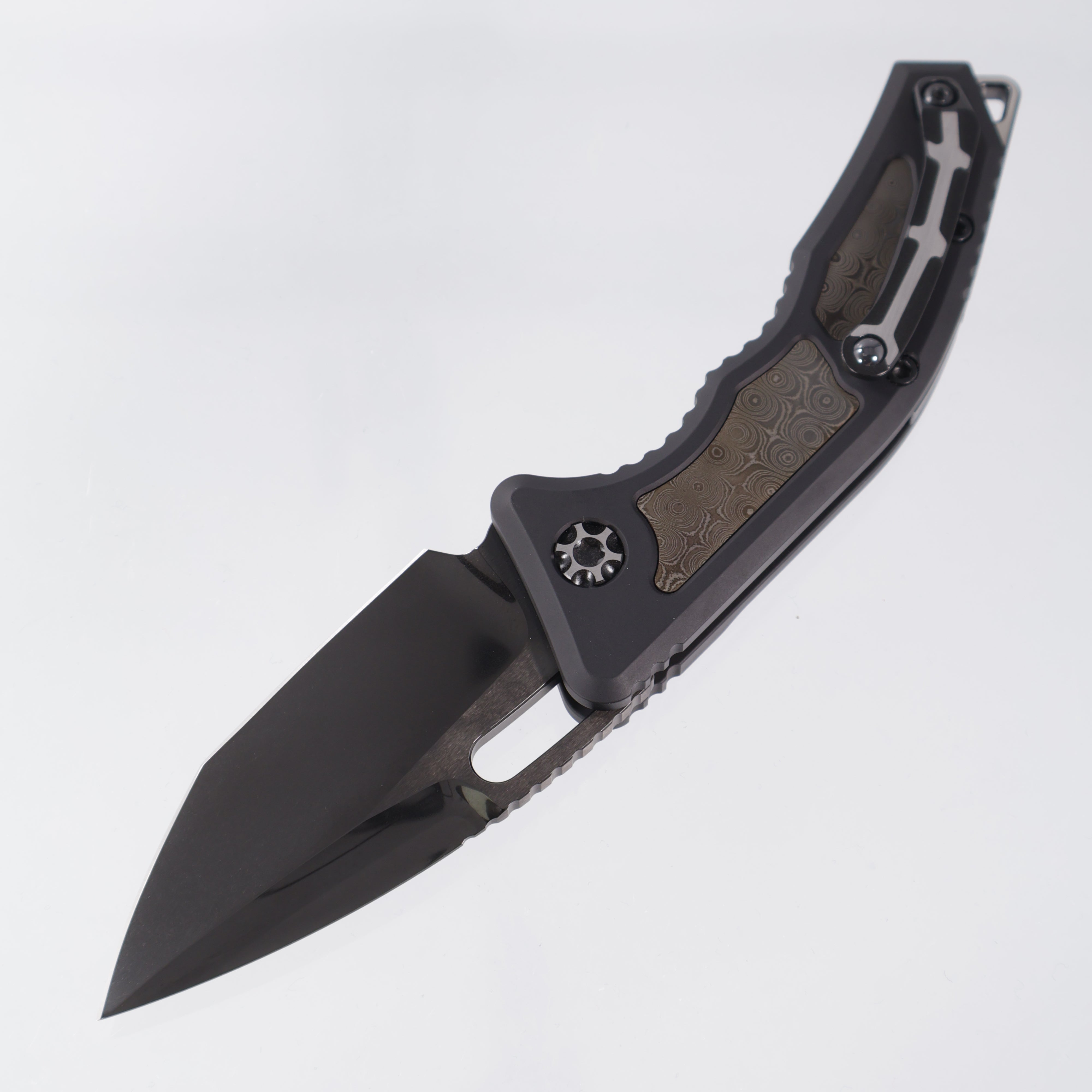 Heretic Medusa V2 Tanto Custom - Black Aluminum w/ Vegas Forge Inlays & Carbon Fiber Button - Stonewash DLC Blade S/N: 003 *PRE-OWNED*