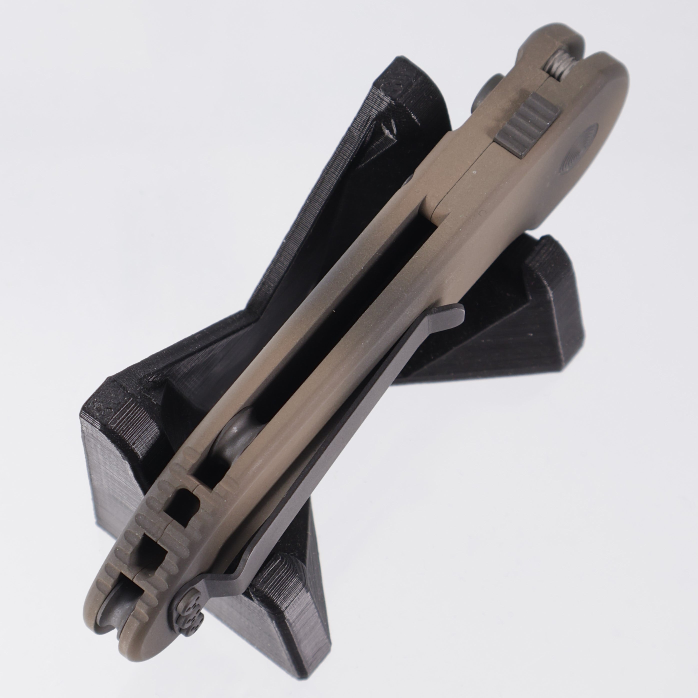 Microtech UMS - Tan Camo Aluminum w/ Safety - Cerakote Blade - 11/2003 Build *PRE-OWNED*