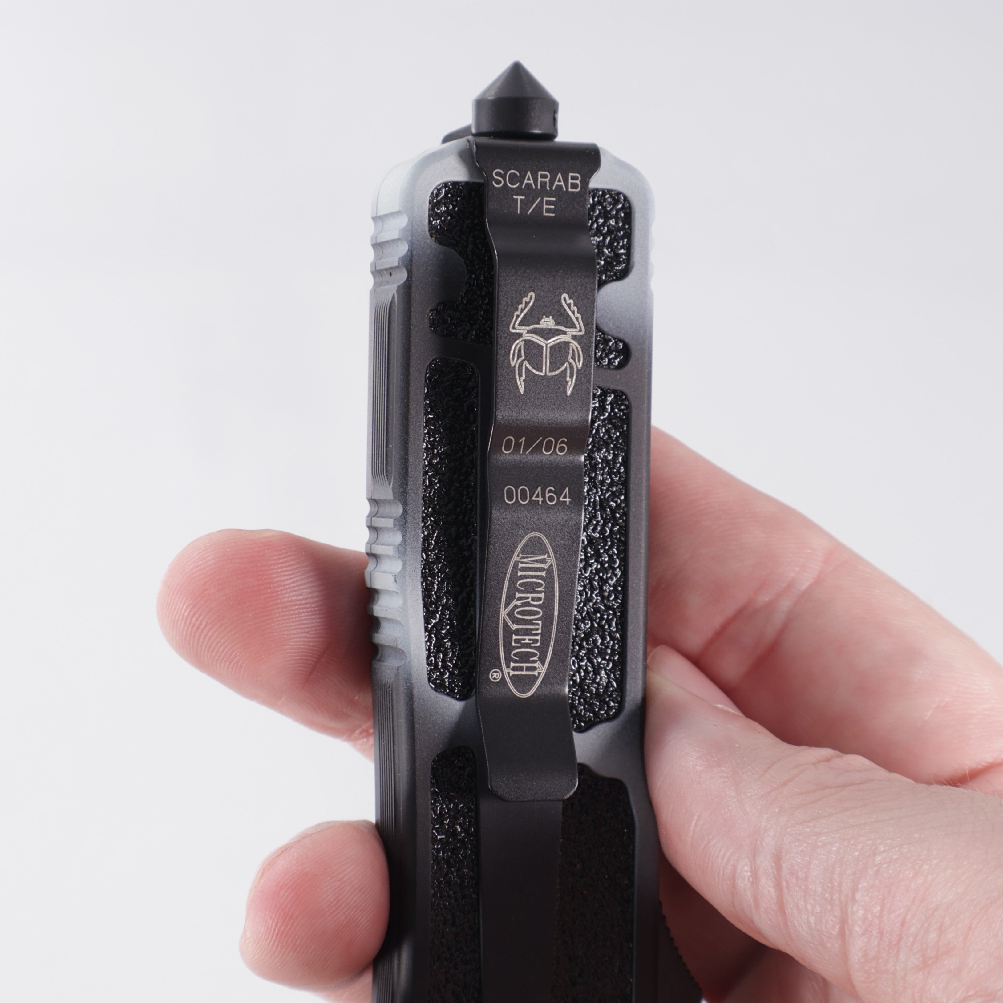 Microtech Scarab Tanto - Snow Camo Aluminum - Cerakote Blade - 01/2006 Build *PRE-OWNED*