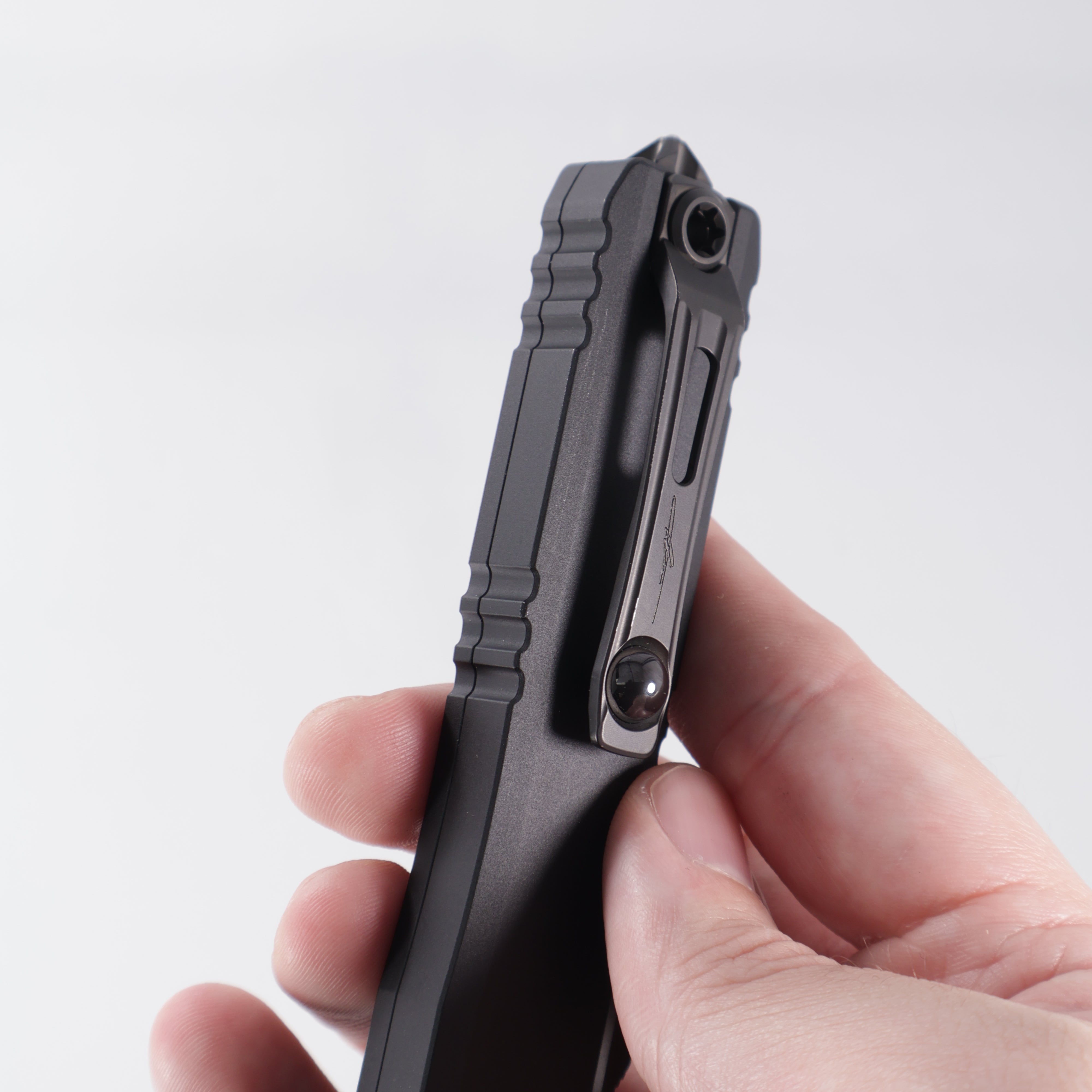 Microtech Ultratech ZBT Tanto Shadow - Black Aluminum - DLC M390MK - 1123-1 DLCTSH *PRE-OWNED*