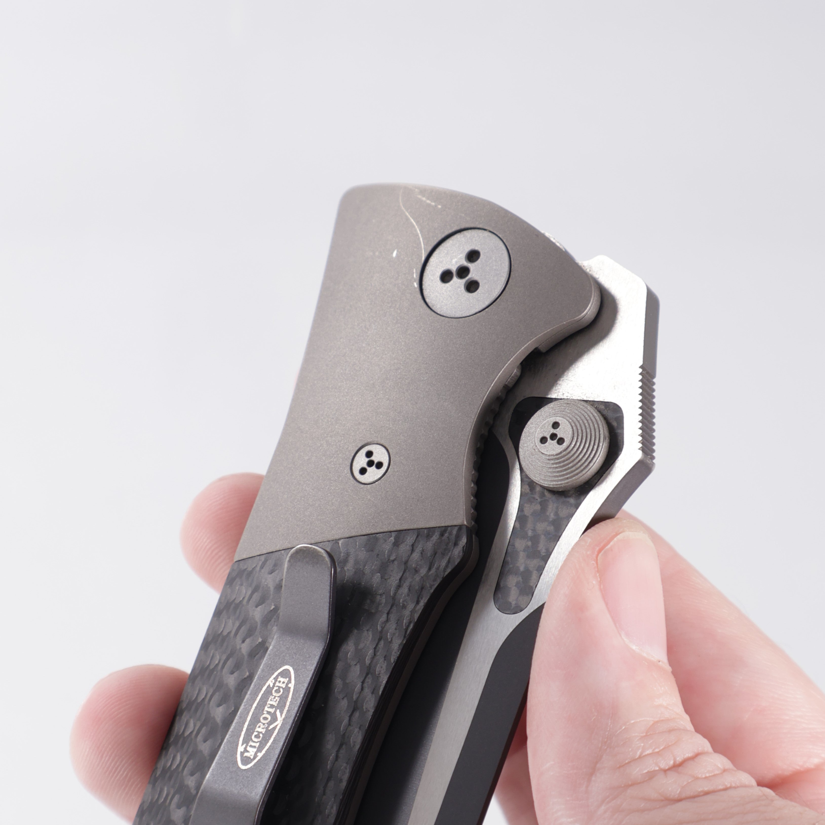 Microtech MTX-2 D/A - Carbon Fiber w/ Titanium Bolsters - 2-Tone Black Partial Serrate S30V - 06/2004 Build *PRE-OWNED*