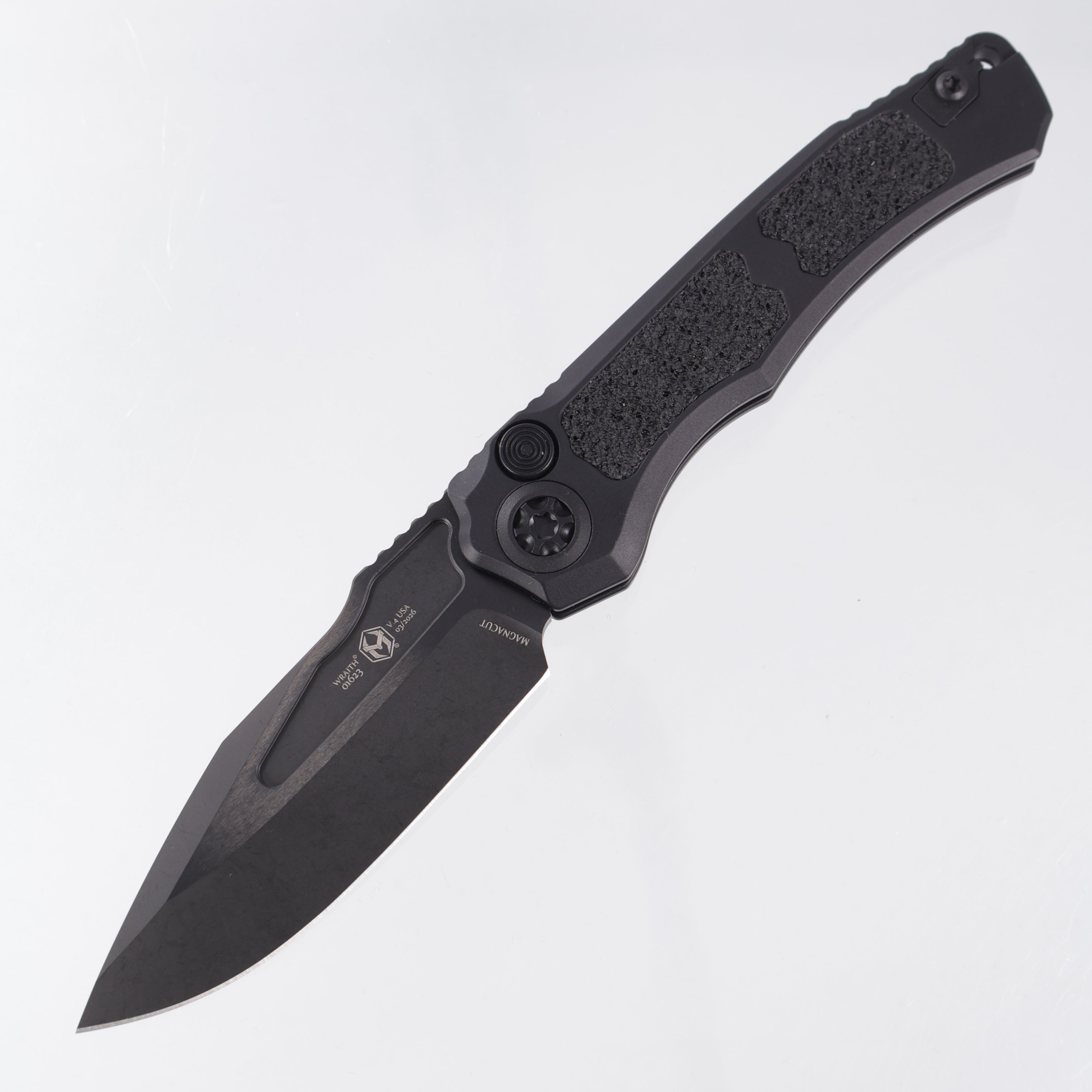Heretic Wraith V4 Auto Clip Point - Black Aluminum - DLC Magnacut - H000-6A-T *PRE-OWNED*