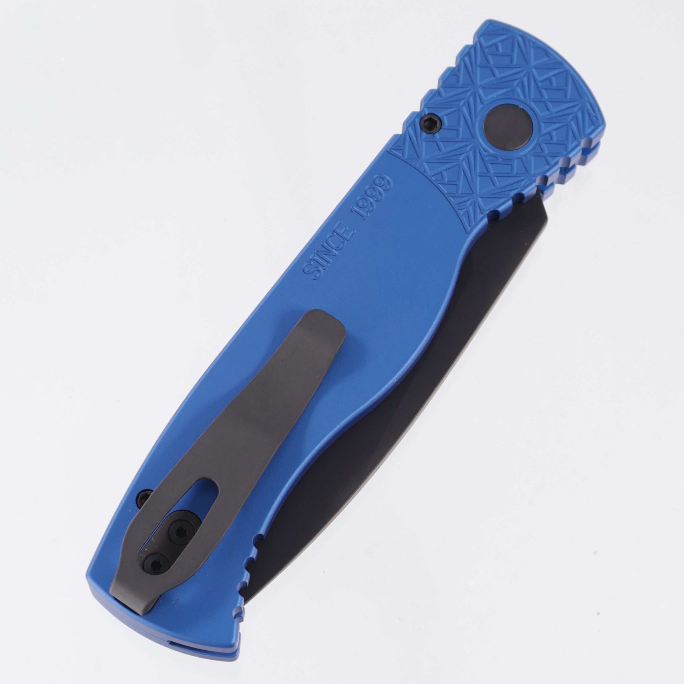 Pro-Tech TR-2 Auto - Blue Nexus Pattern Aluminum w/ Black Lip Pearl Button - DLC Magnacut - T206 Nexus Blue *PRE-OWNED*