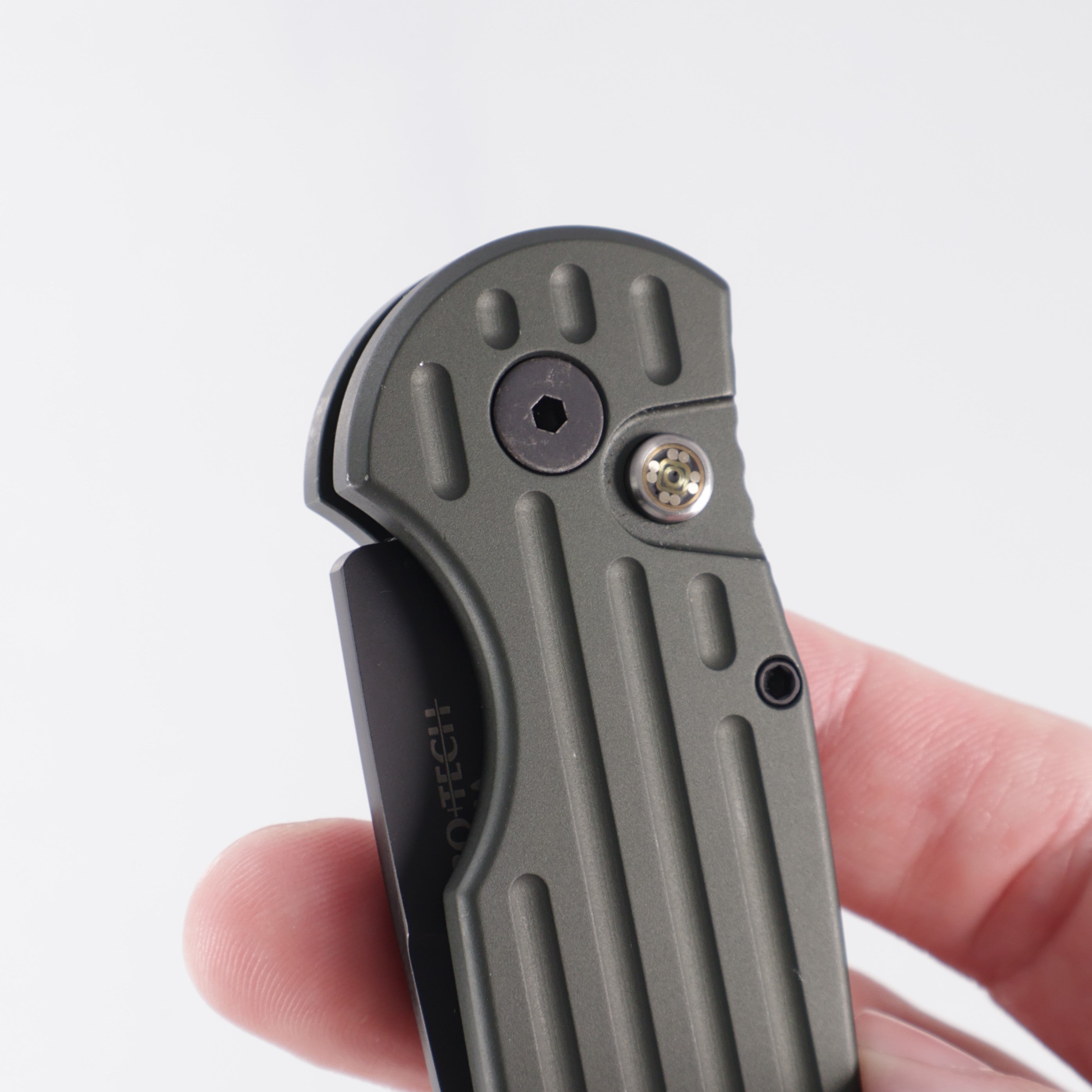 Pro-Tech TR-3 Auto - Green Aluminum w/ Mosaic Pin Button - DLC