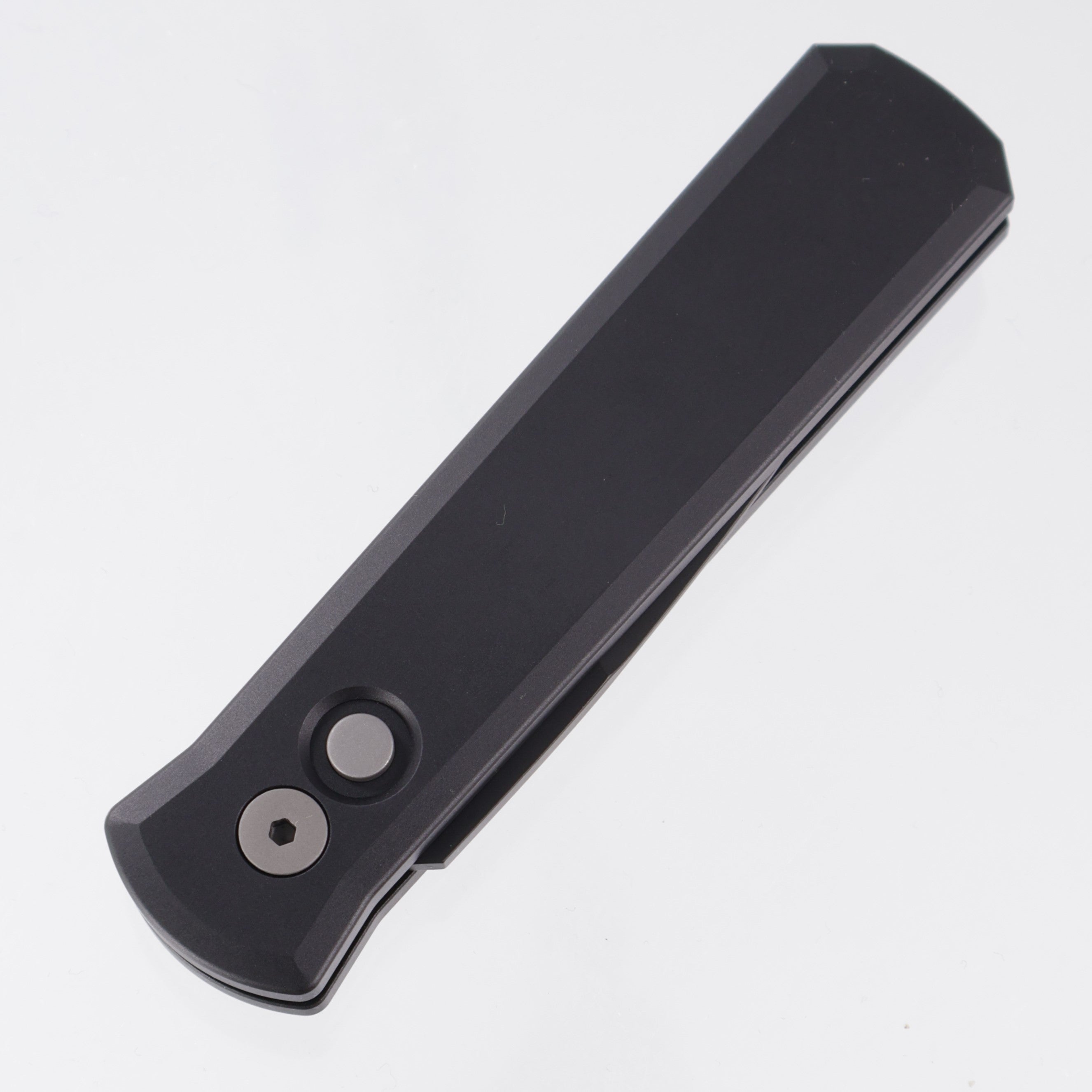 Pro-Tech Godson - Black Aluminum - DLC 154CM - 721 *PRE-OWNED*