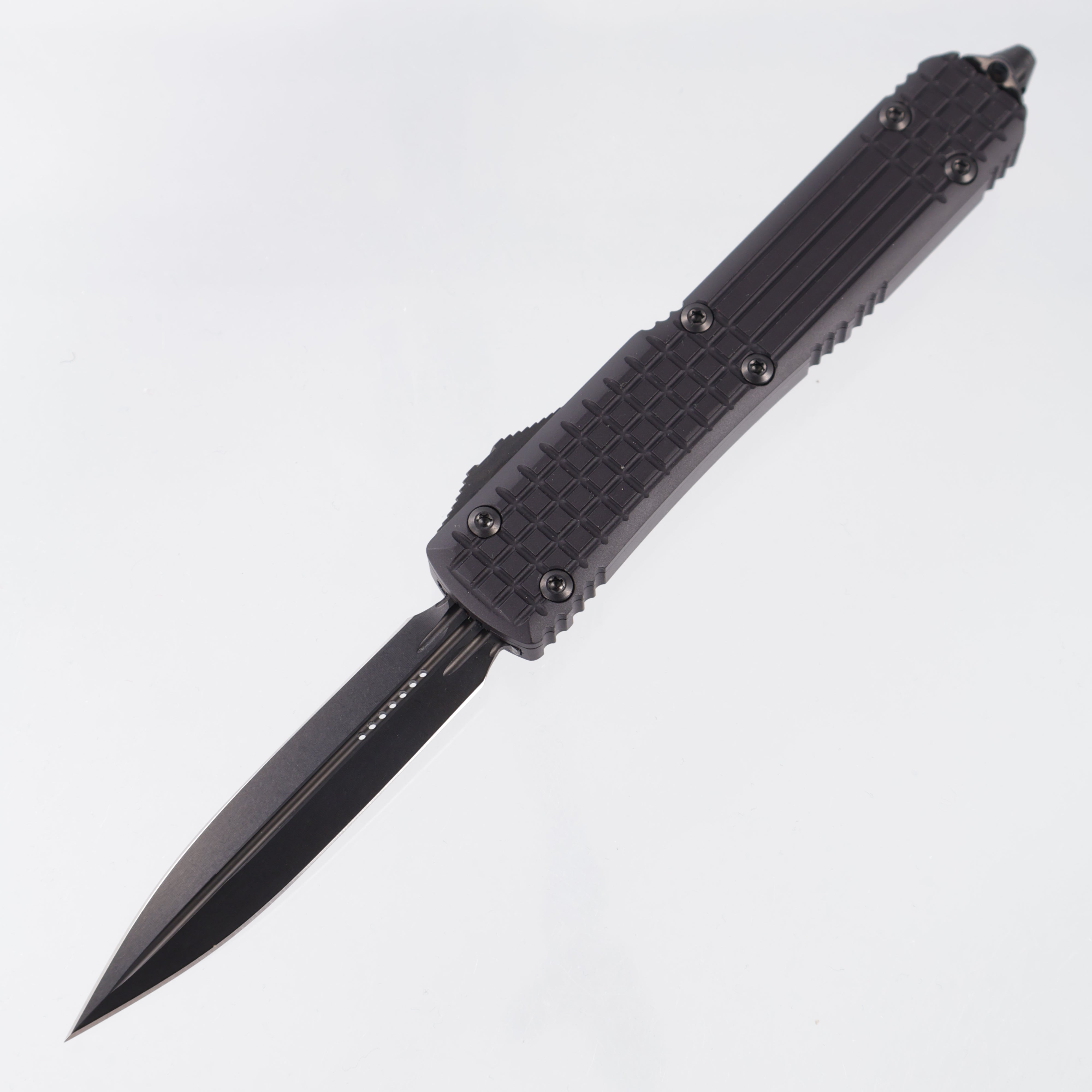 Microtech Ultratech Signature Series Double Edge - Delta Frag Black Aluminum - Fluted DLC - 122-1UT-DS *PRE-OWNED*