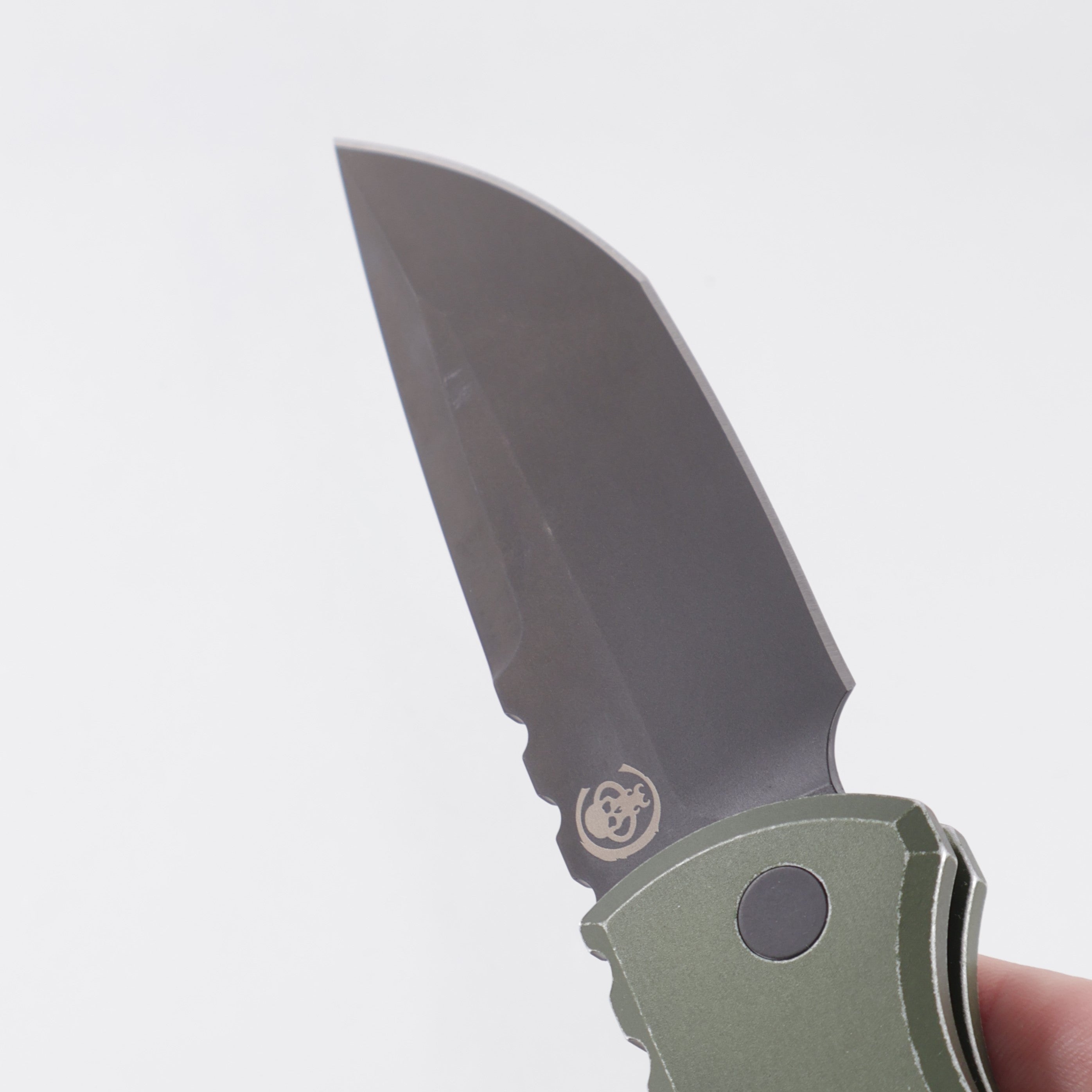Pro-Tech Redencion Auto Tanto - Battleworn Green Aluminum w/ Black Lip Pearl Button - DLC S35VN - RCR1103-LTD BW Green *PRE-OWNED*