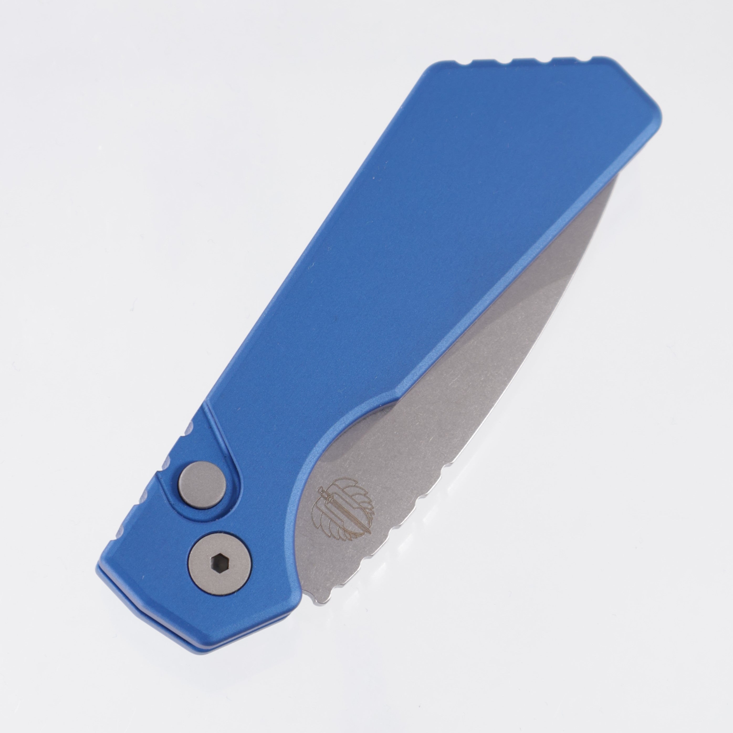 Pro-Tech Strider PT+ - Blue Aluminum - Stonewash Magnacut - PT201-Blue *PRE-OWNED*