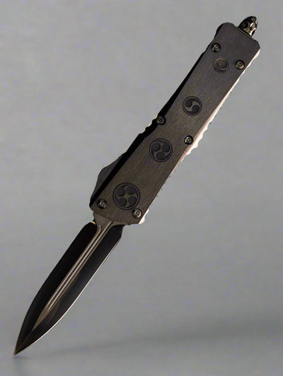 Marfione Custom Combat Troodon O-Yari DLC Diamondwash w/Deep Engraved War Crests Carbon Fiber Carbon Fiber Button DLC Two-Tone HW