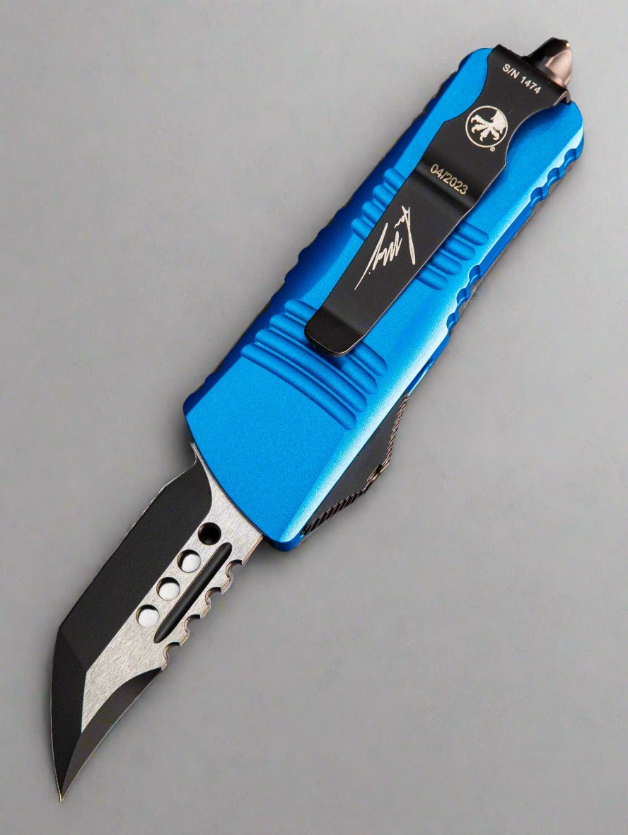 Microtech 819-1BLS Signature Series Troodon Mini OTF AUTO Knife 1.99" Black Hellhound Tanto Blade, Blue Aluminum Handles