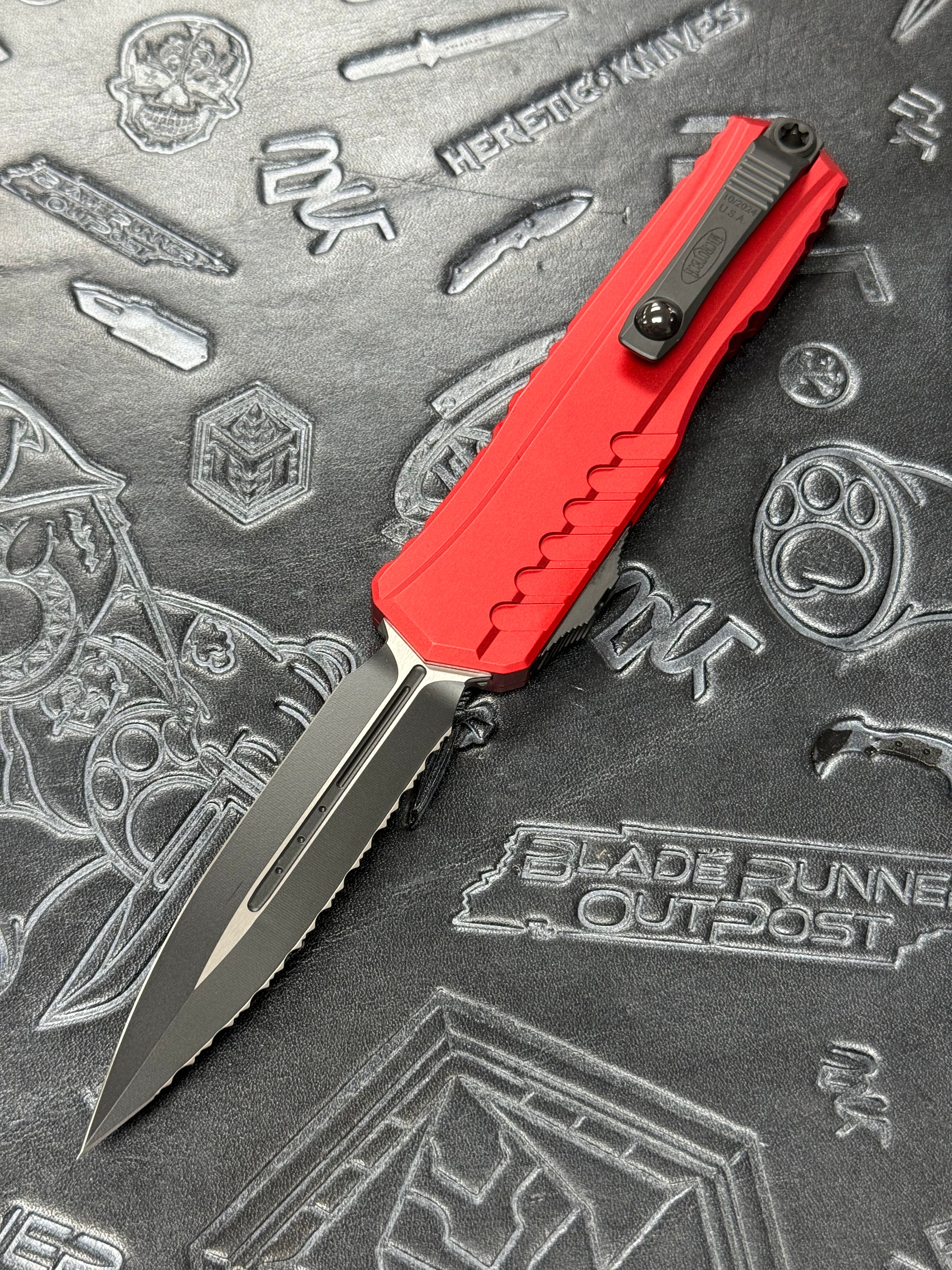 Microtech Cypher II Black D/E Full Serrated w/ Red Handle 1242-3 RD