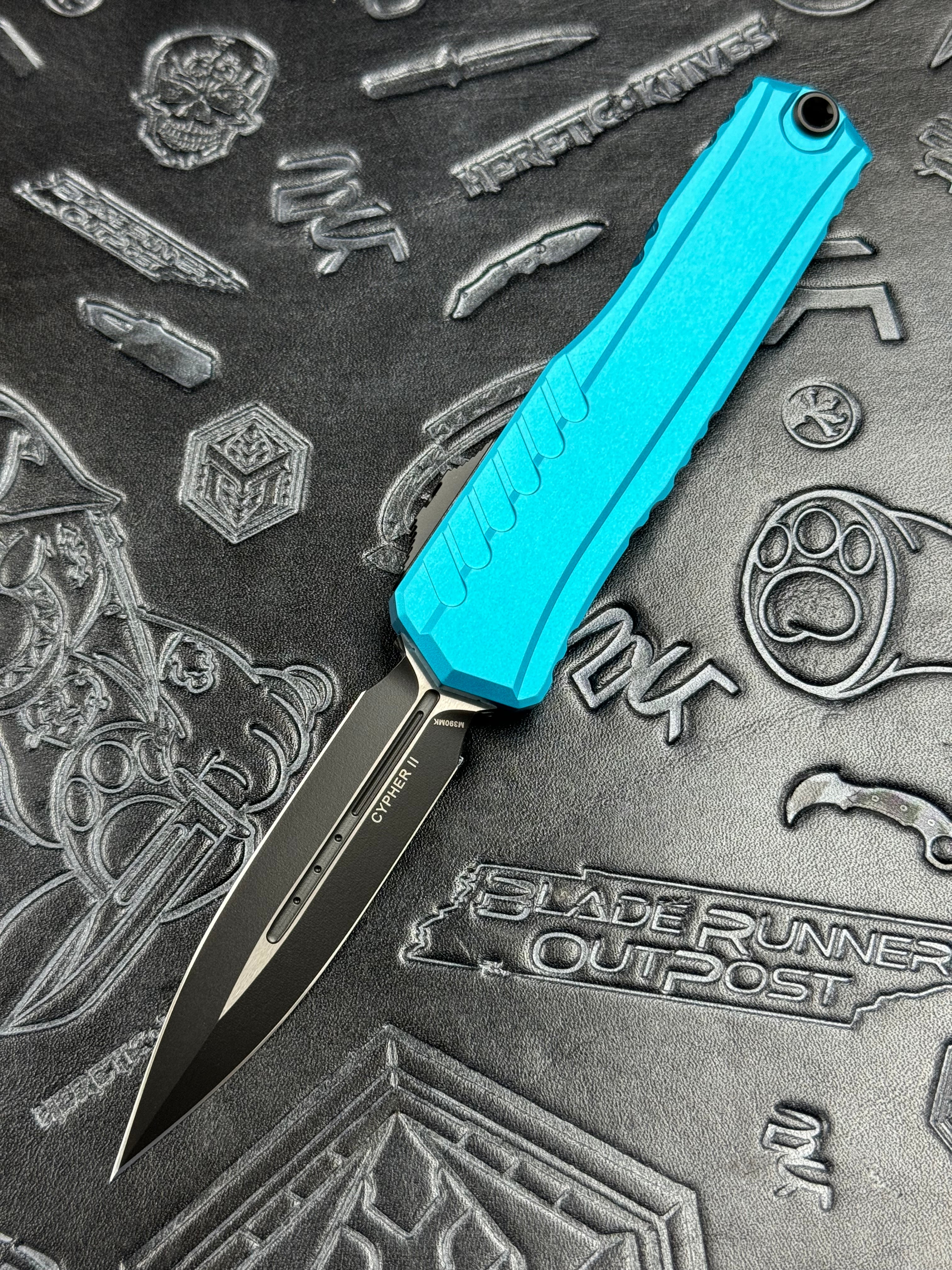 Microtech Cypher II Black D/E w/ Turuoise Handle 1242-1 TQ