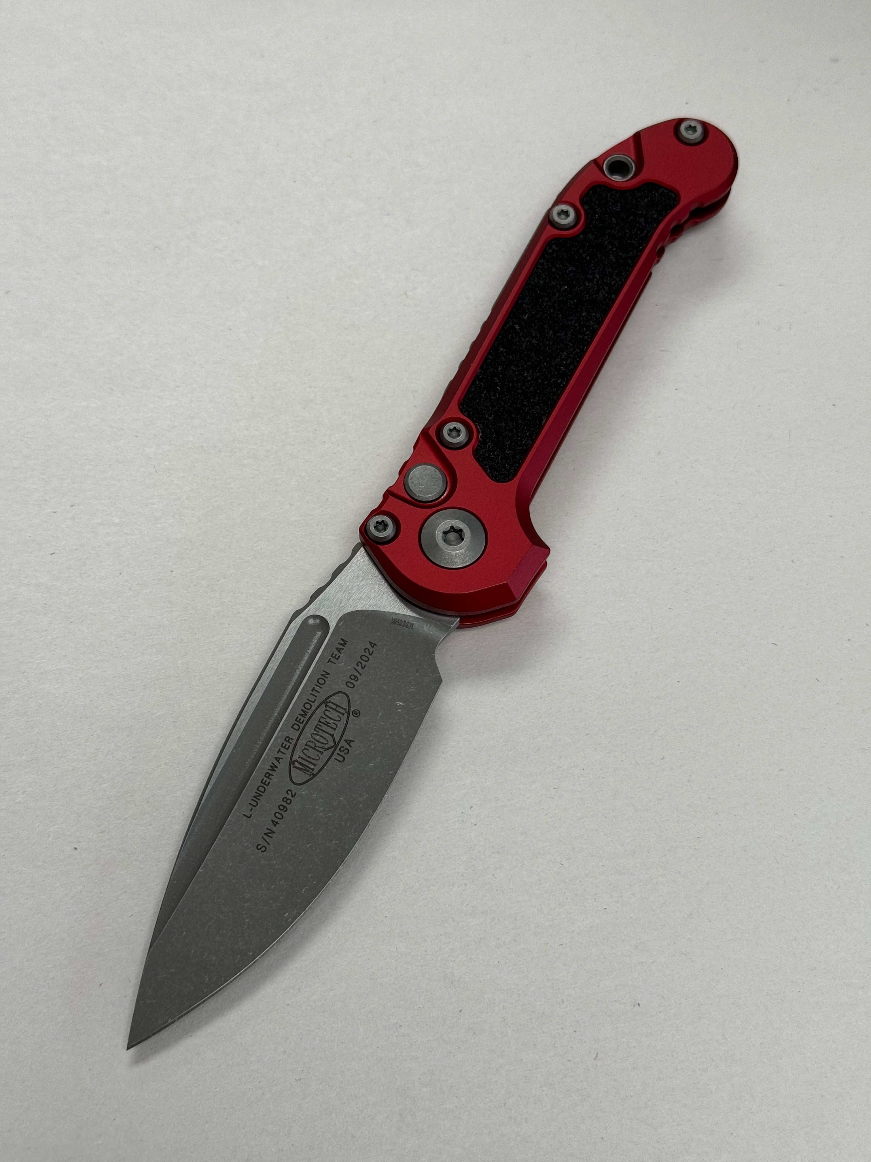 Microtech Knives LUDT Gen III Apocalyptic Drop Point w/ Red Handle 1135-10 APRD