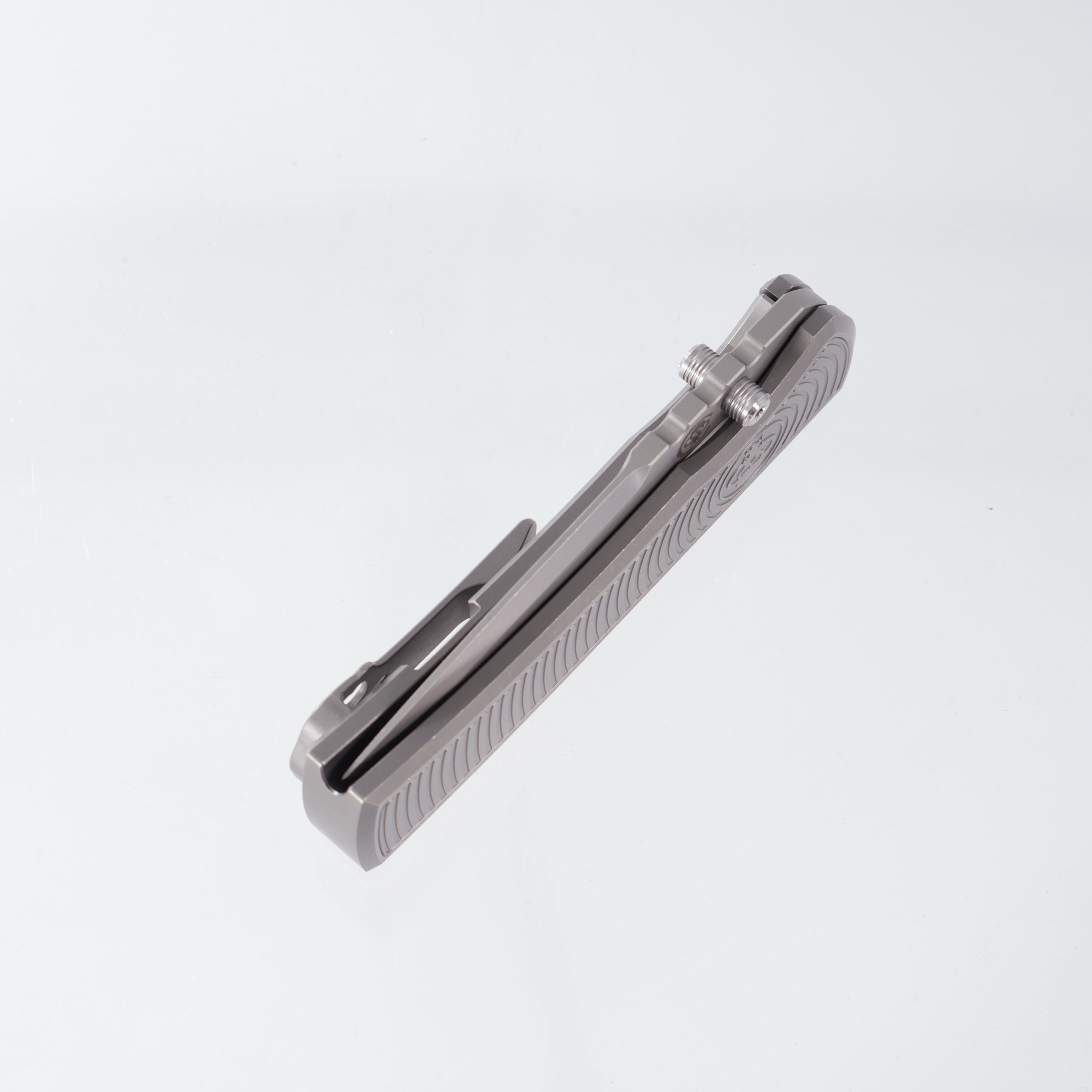 Chaves Redencion 229 Integral - Drop Point M390 Stonewash - Integral Titanium w/ Magnetic Inlay, Ti Radiation Pattern