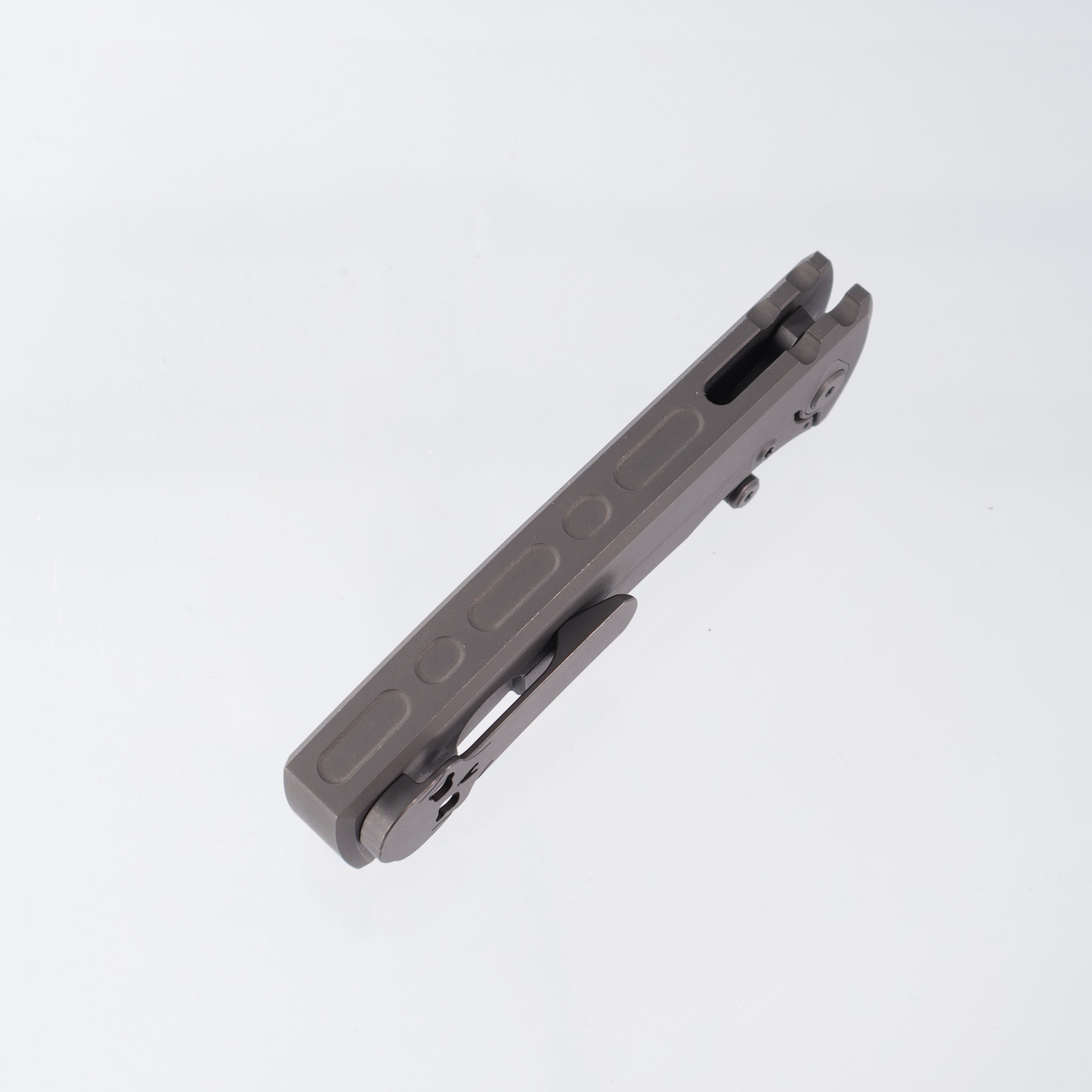 Chaves Redencion 229 Integral - Drop Point 3V Grey PVD - Integral Titanium w/ Magnetic Inlay, Ti Milled Black PVD