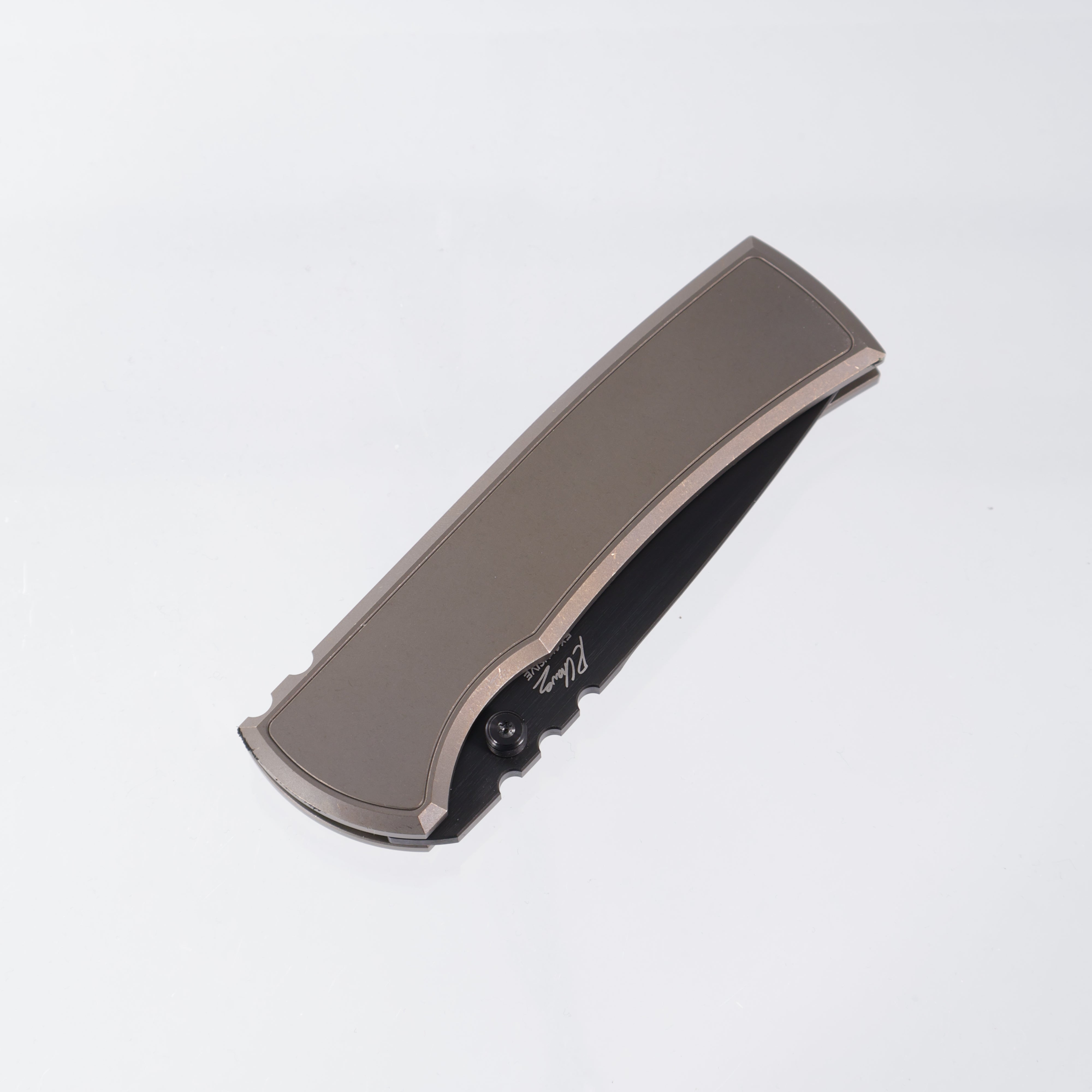 Chaves Redencion 229 Integral - Tanto Chisel Grind M390 Satin PVD - Integral Titanium w/ Magnetic Inlay, Ti Bronze Ano