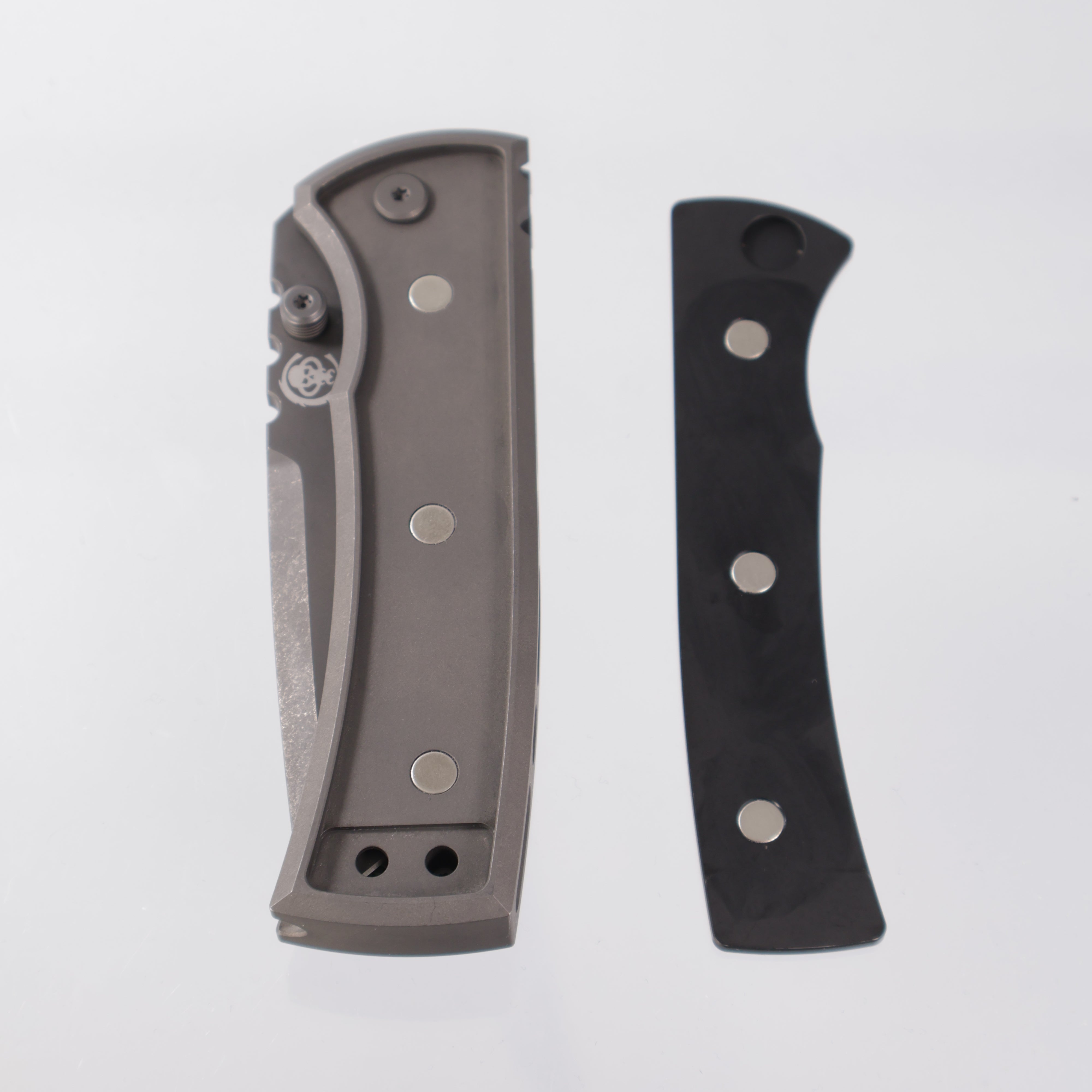 Chaves Redencion 229 Integral - Drop Point 3V Grey PVD - Integral Titanium w/ Magnetic Inlay, Ti Milled Black PVD