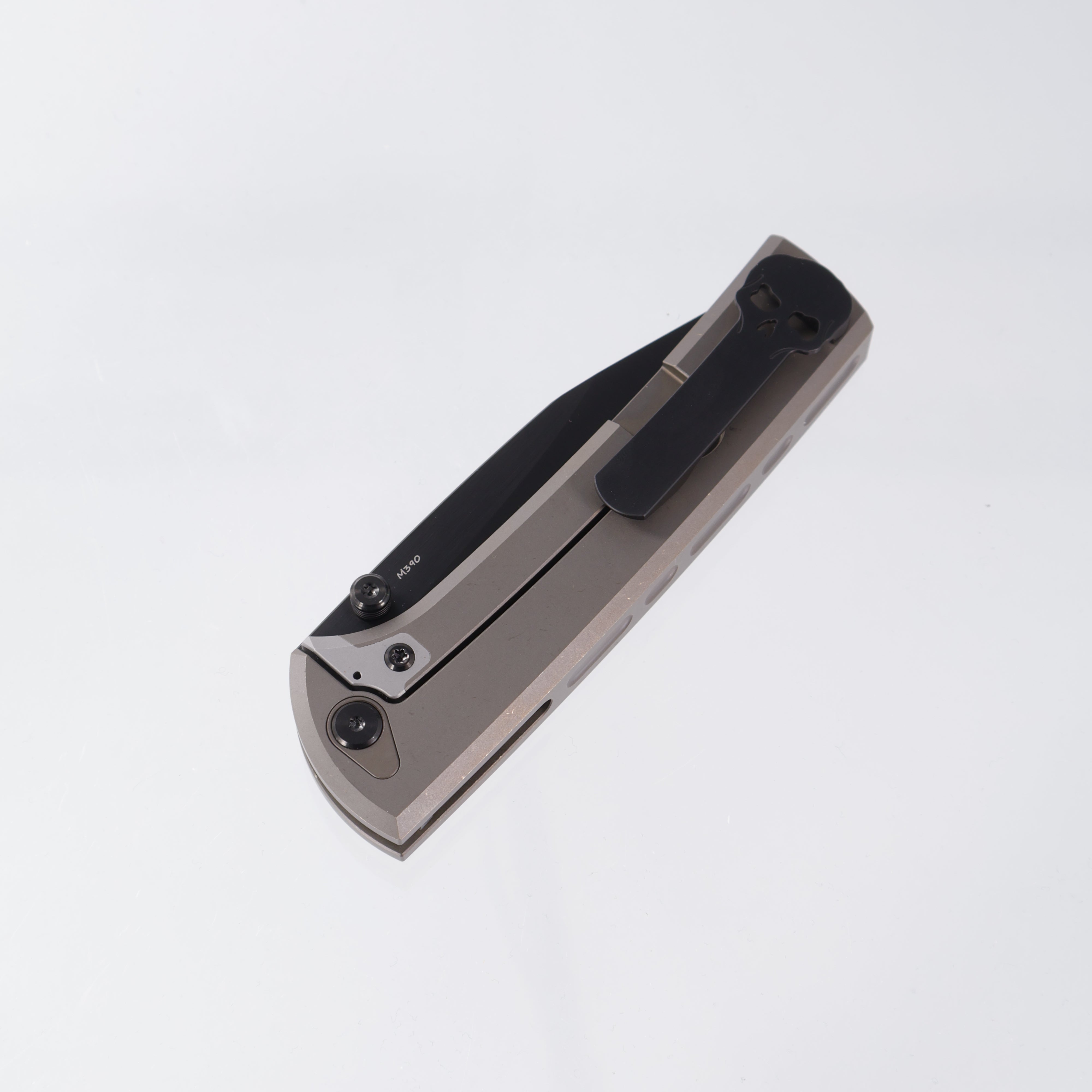 Chaves Scapegoat 229 Integral - Chisel Grind M390 Satin PVD - Integral Titanium w/ Magnetic Inlay, Ti Bronze Ano