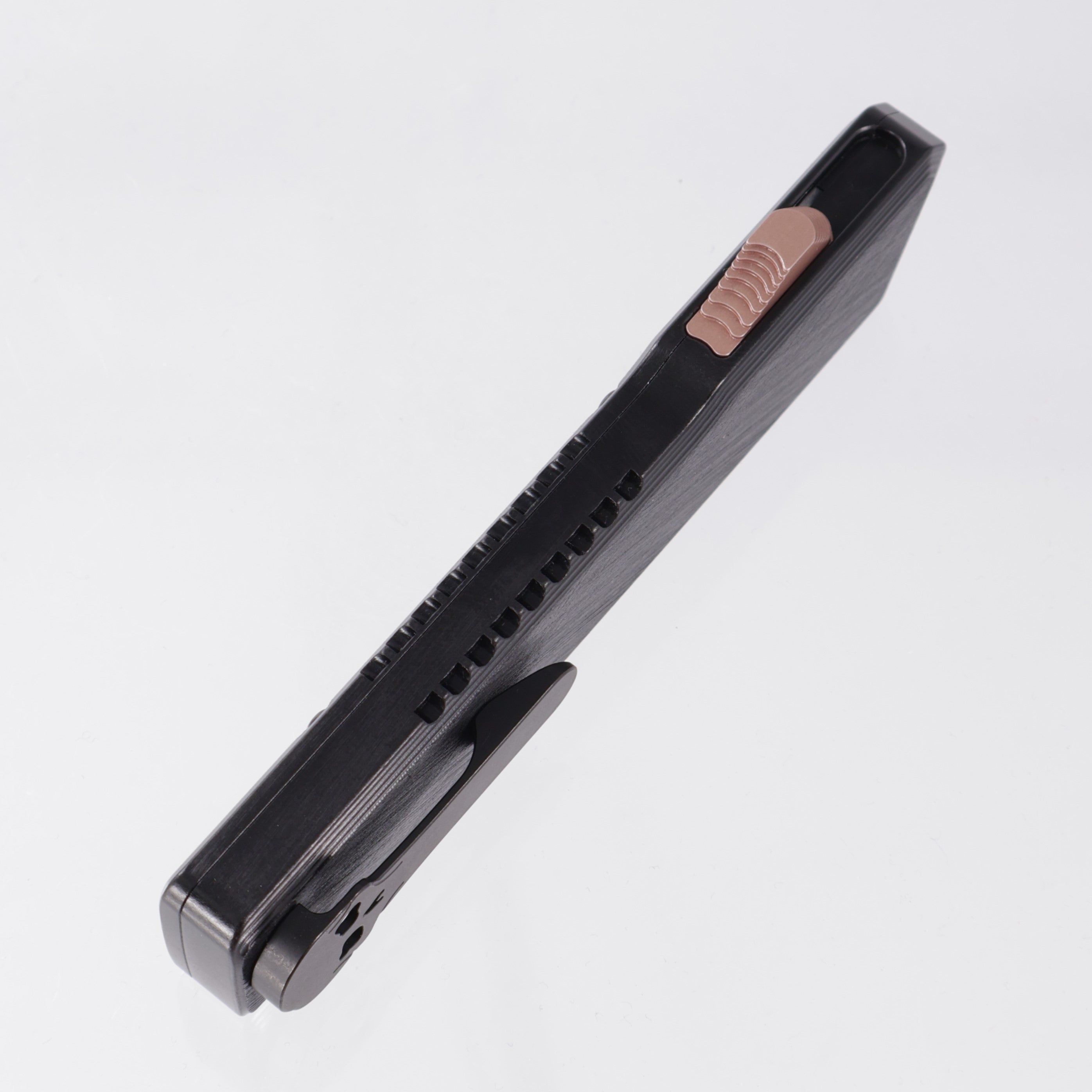Chaves Dissident Tanto - Black Crosshatched Aluminum w/ Bronze Switch - Stonewash S35VN