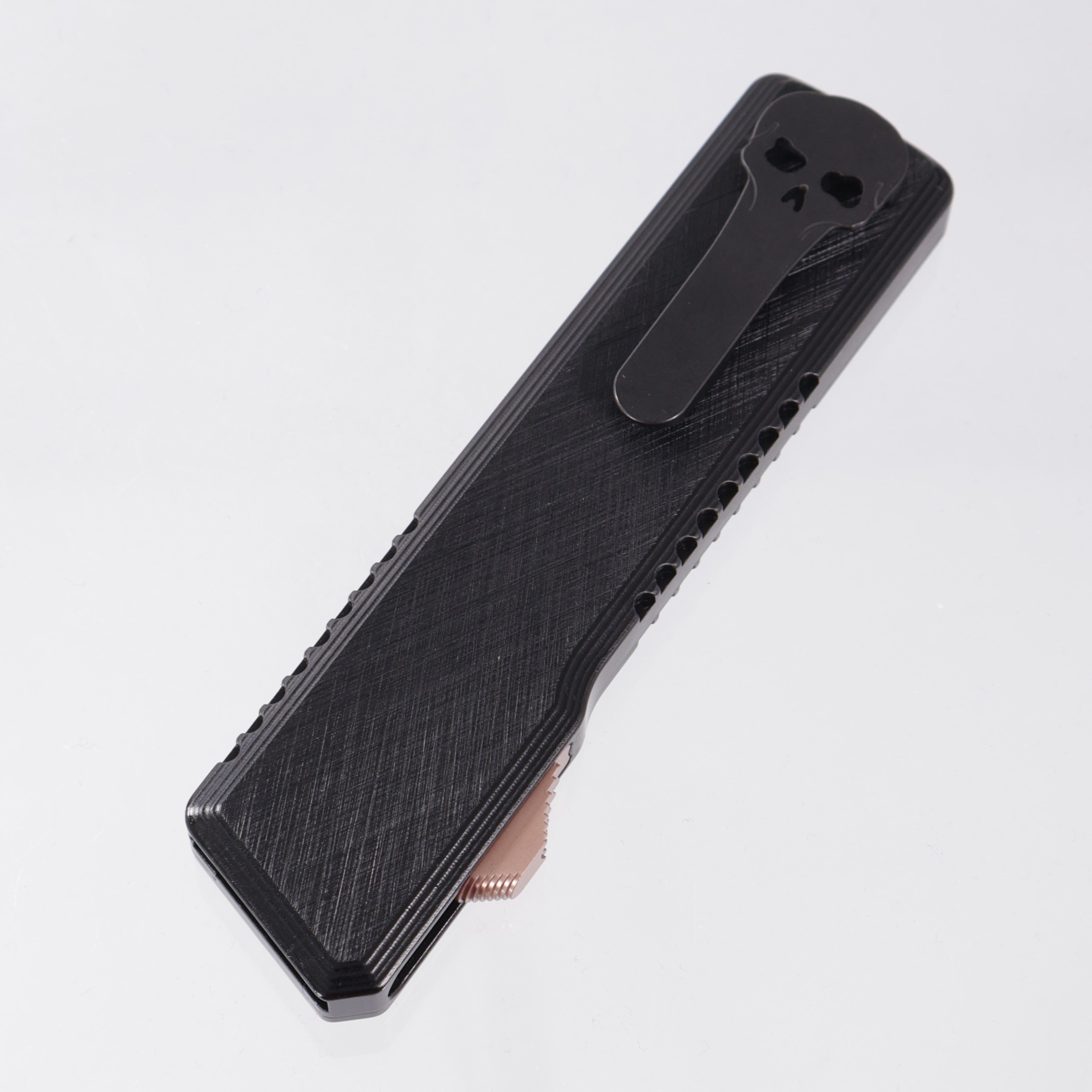 Chaves Dissident Tanto - Black Crosshatched Aluminum w/ Bronze Switch - Stonewash S35VN