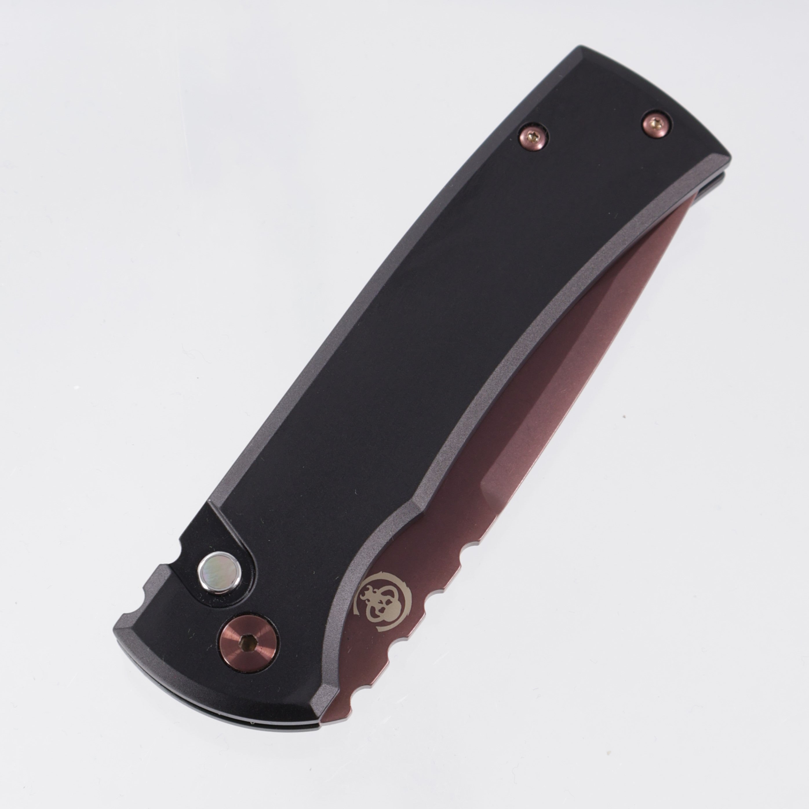 Chaves Redencion Auto Drop Point - Black Aluminum w/ Black Lip Pearl Button & Copper Rose PVD Hardware - Copper Rose PVD S35VN