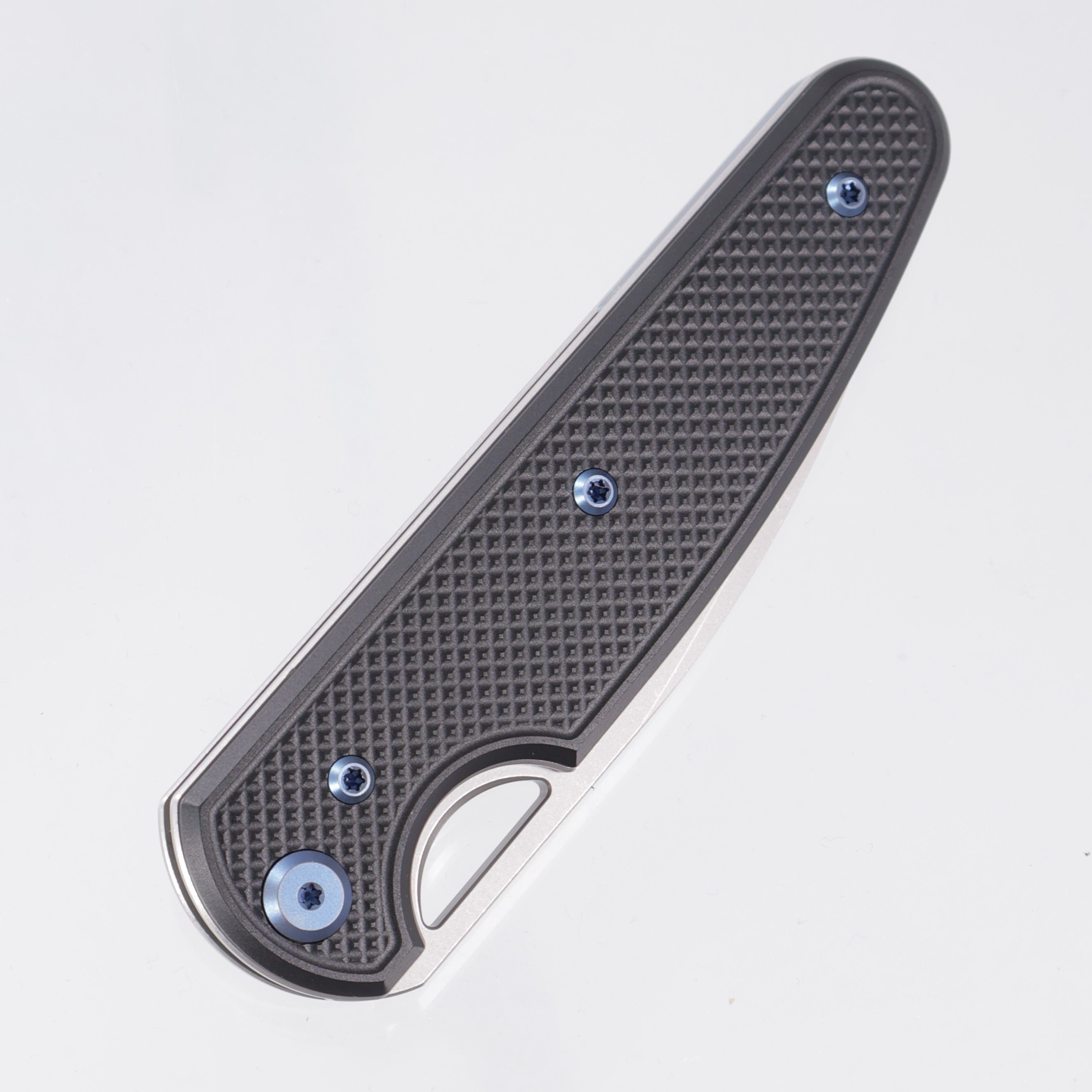Chaves Knives x Brad Blount The Phase 229 Blue Label - Black Aluminum w/ Blue Ano Ti Hardware - Stonewash 154CM