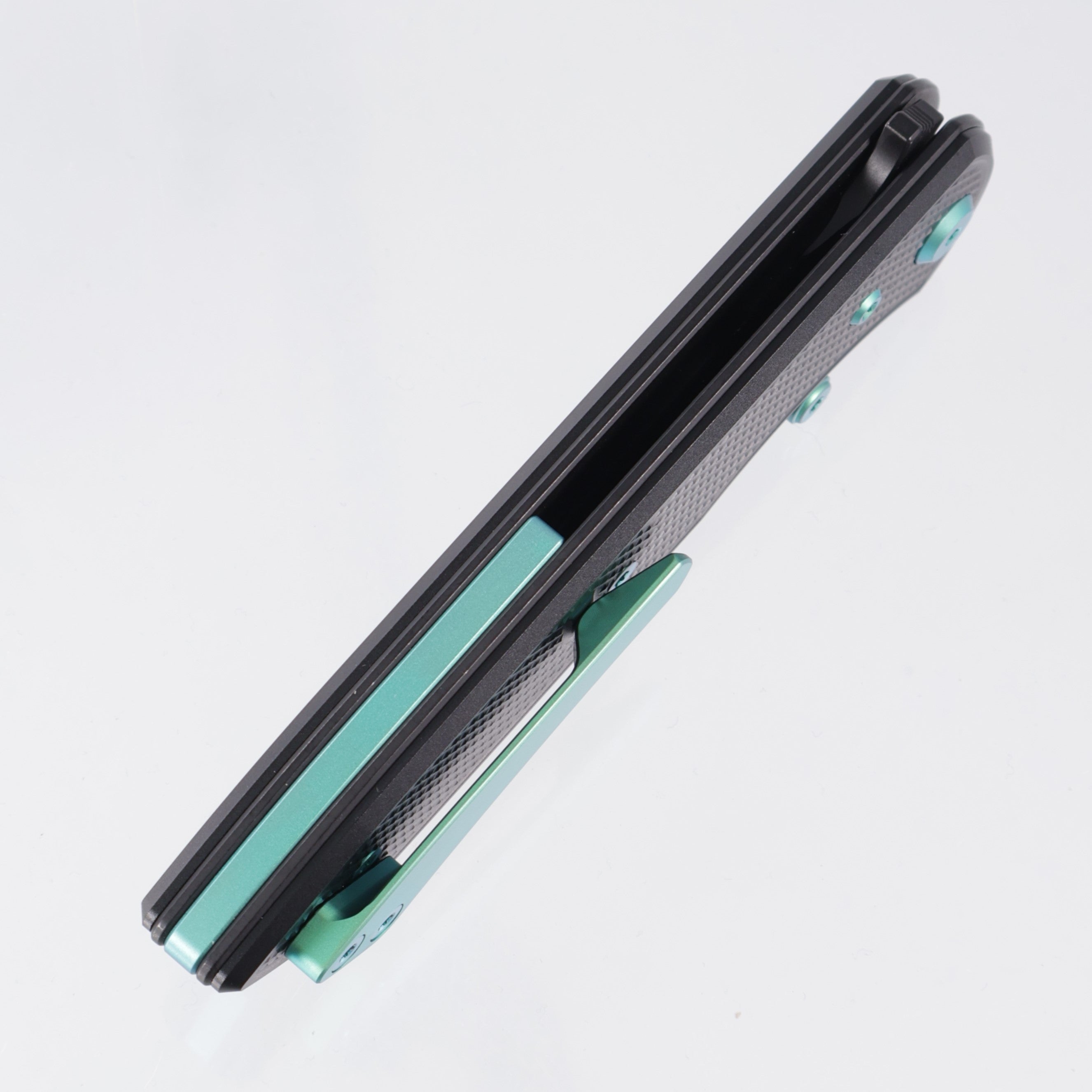 Chaves Knives x Brad Blount The Arrestor 229 Blue Label - Black Aluminum w/ Green Ano Ti Hardware - Black PVD 154CM
