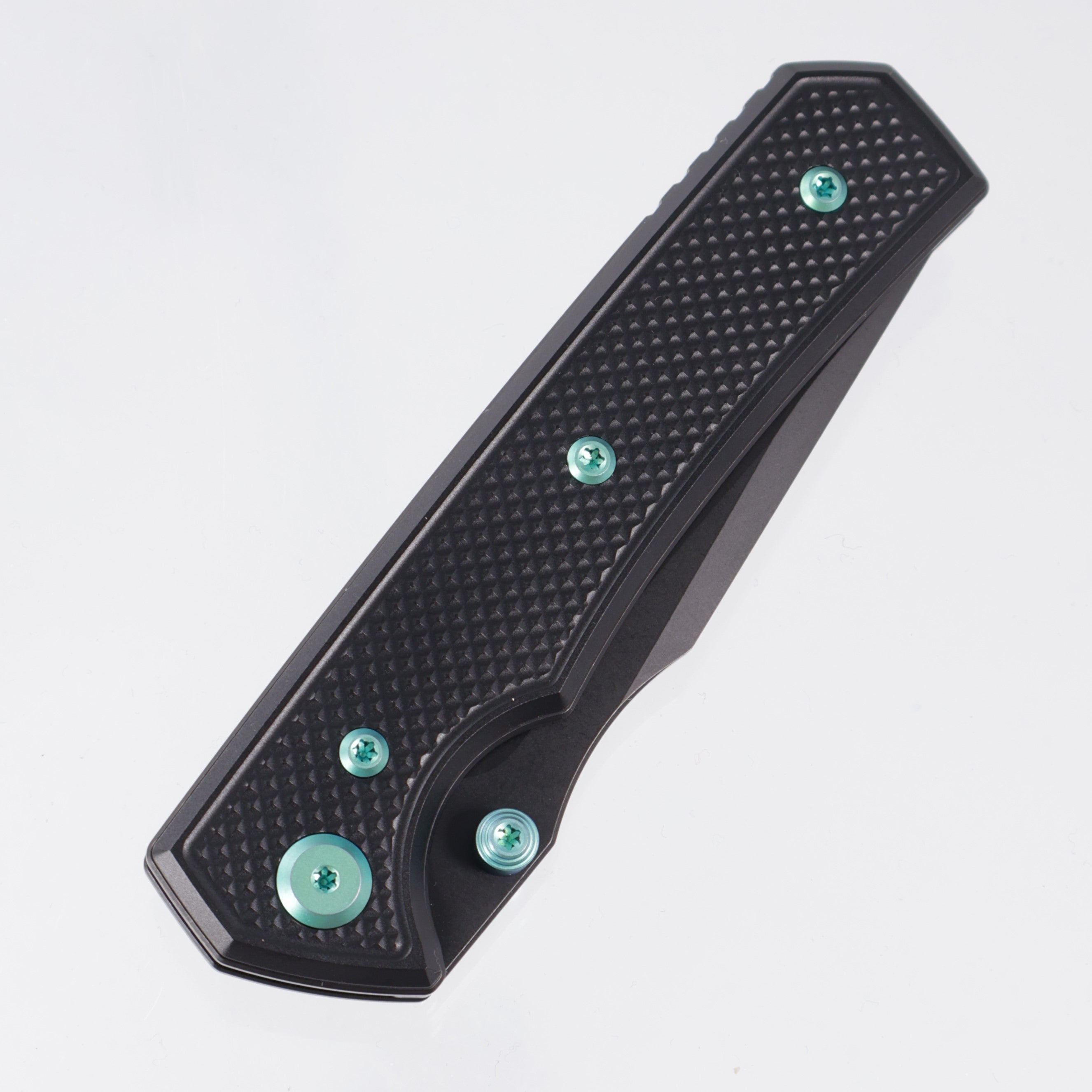 Chaves Knives x Sam Tran The Arison Street Blue Label - Black Aluminum w/ Green Ano Ti Hardware - Black PVD 154CM