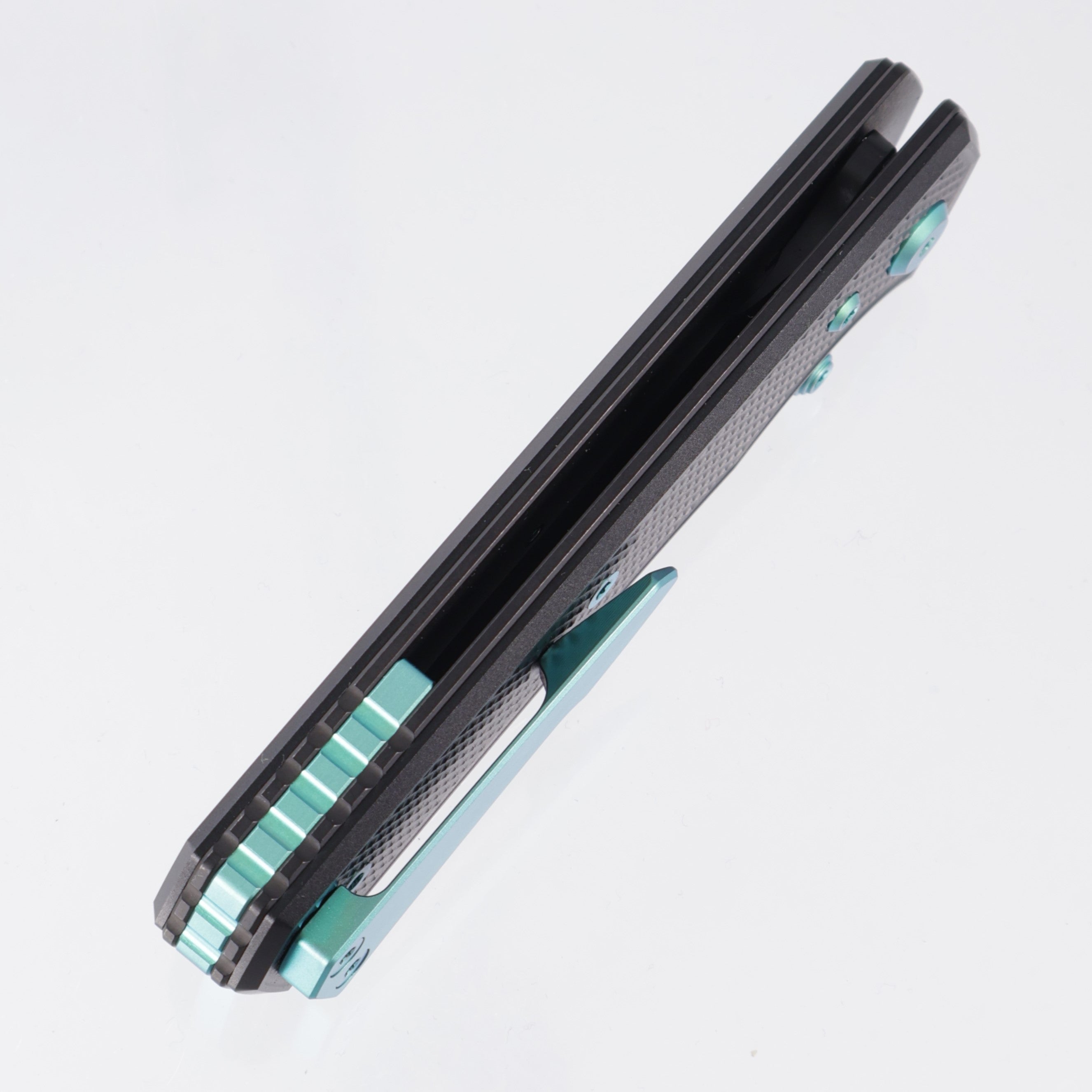 Chaves Knives x Sam Tran The Arison Street Blue Label - Black Aluminum w/ Green Ano Ti Hardware - Black PVD 154CM