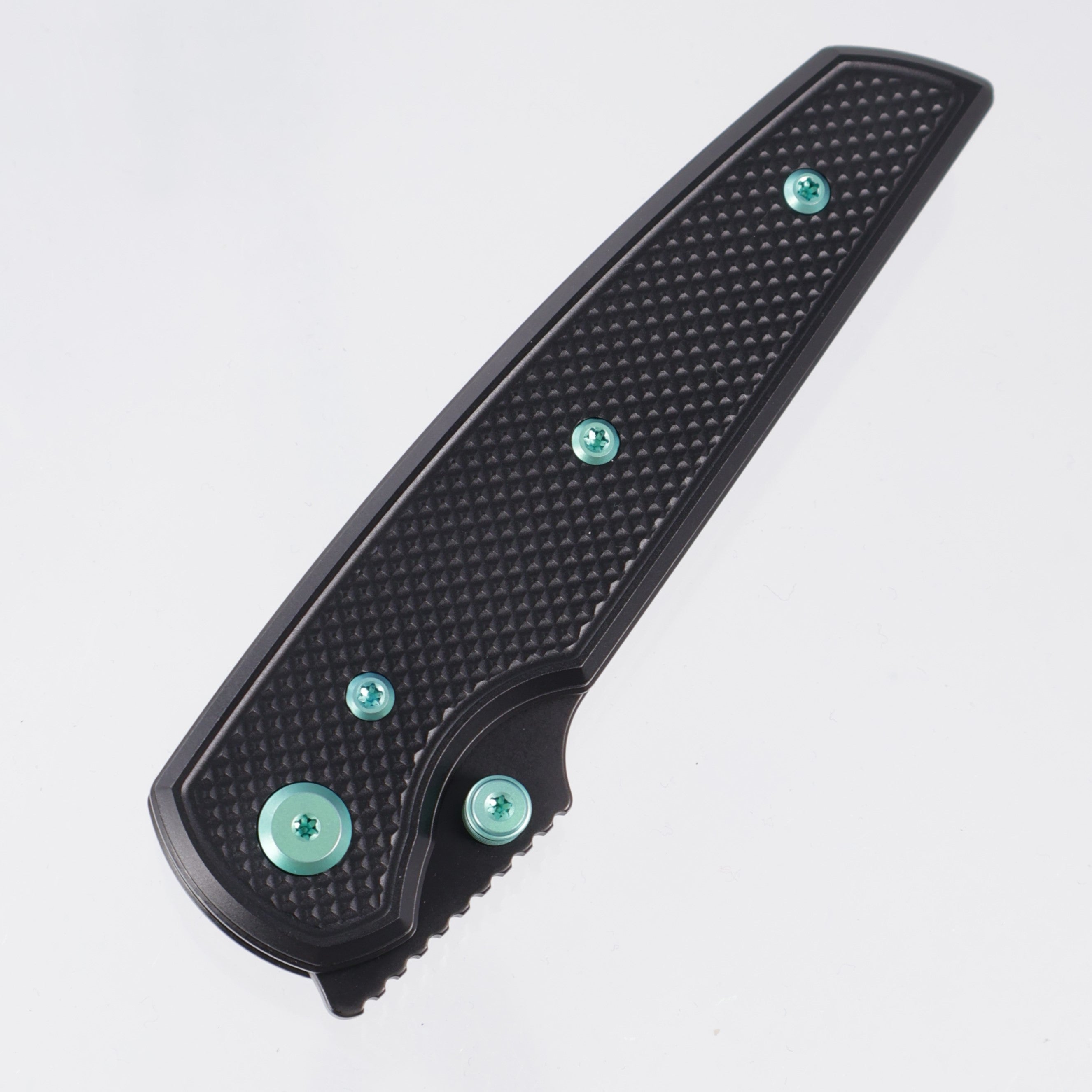 Chaves Knives x Jake McCoy The Disciple Street Blue Label - Black Aluminum w/ Green Ano Ti Hardware - Black PVD 154CM