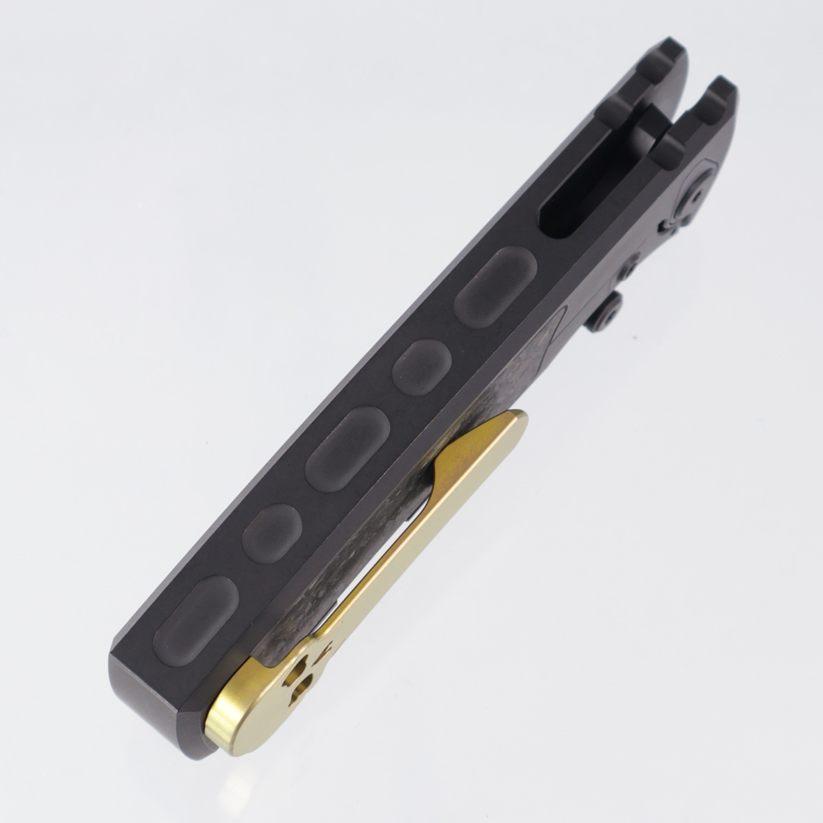 Chaves Redencion Street Integral Tanto 50 Series "YKWII" - Tumbled Black PVD Titanium w/ Shredded Carbon Fiber Inlays & Gold Ano Ti Clip - Tumbled Black PVD M390