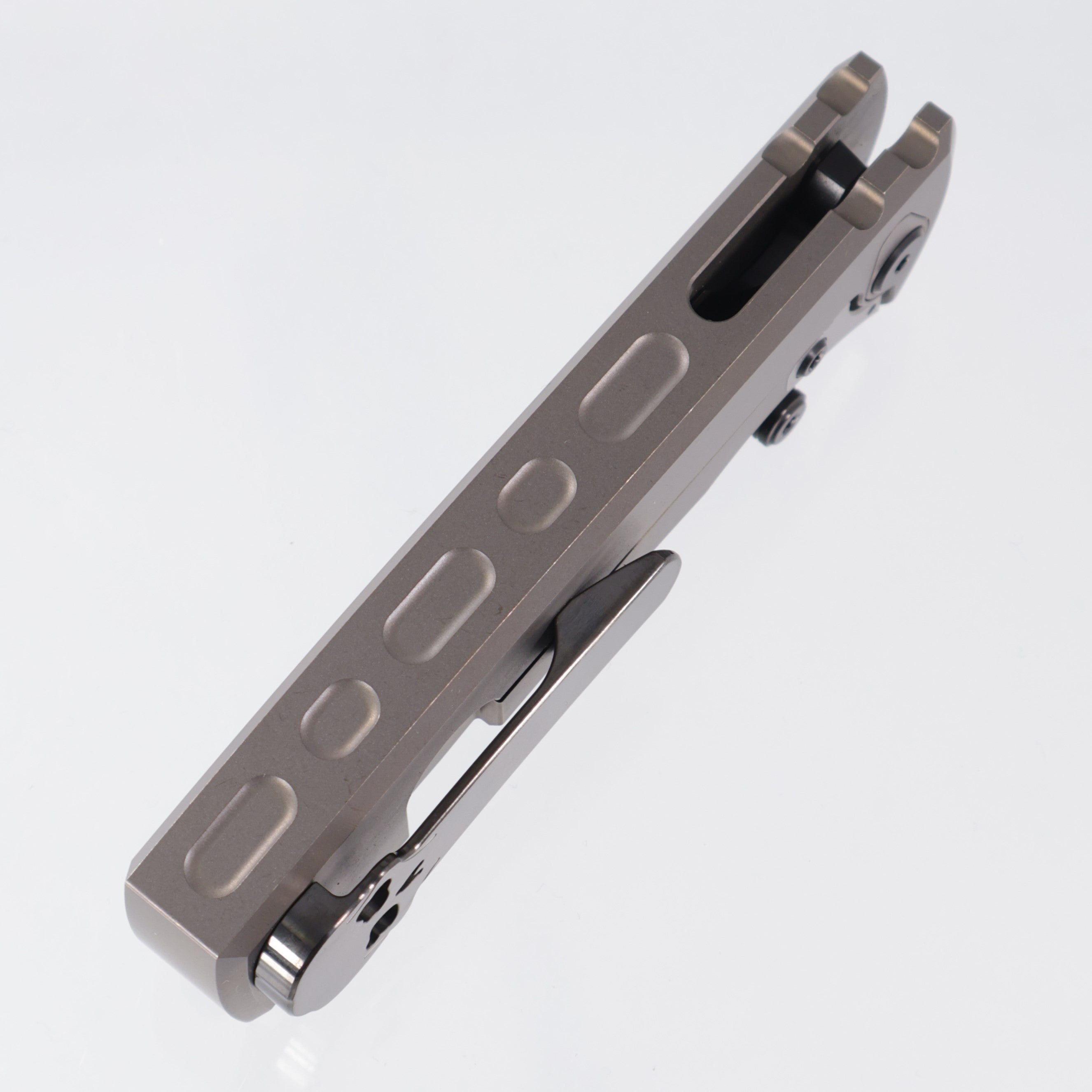 Chaves Redencion Street Integral Tanto - Bronze Ano Titanium w/ Black PVD Hardware - Chisel Ground Black Satin PVD M390