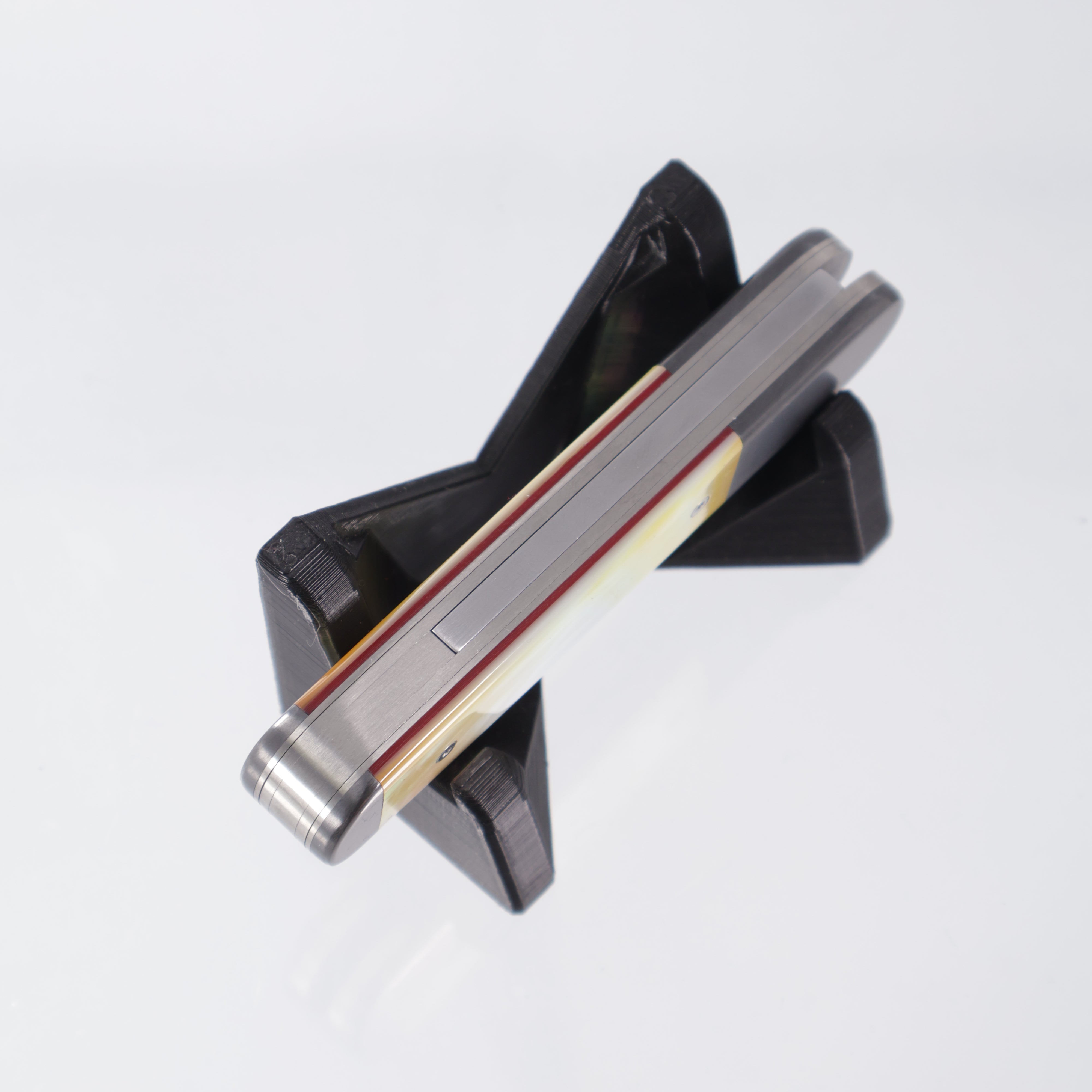 Chuck Gedraitis Custom Switch Army - Baker Forge Ladder SanMai - Zirc Bolsters, Goldlip Pearl w/ Red Liners