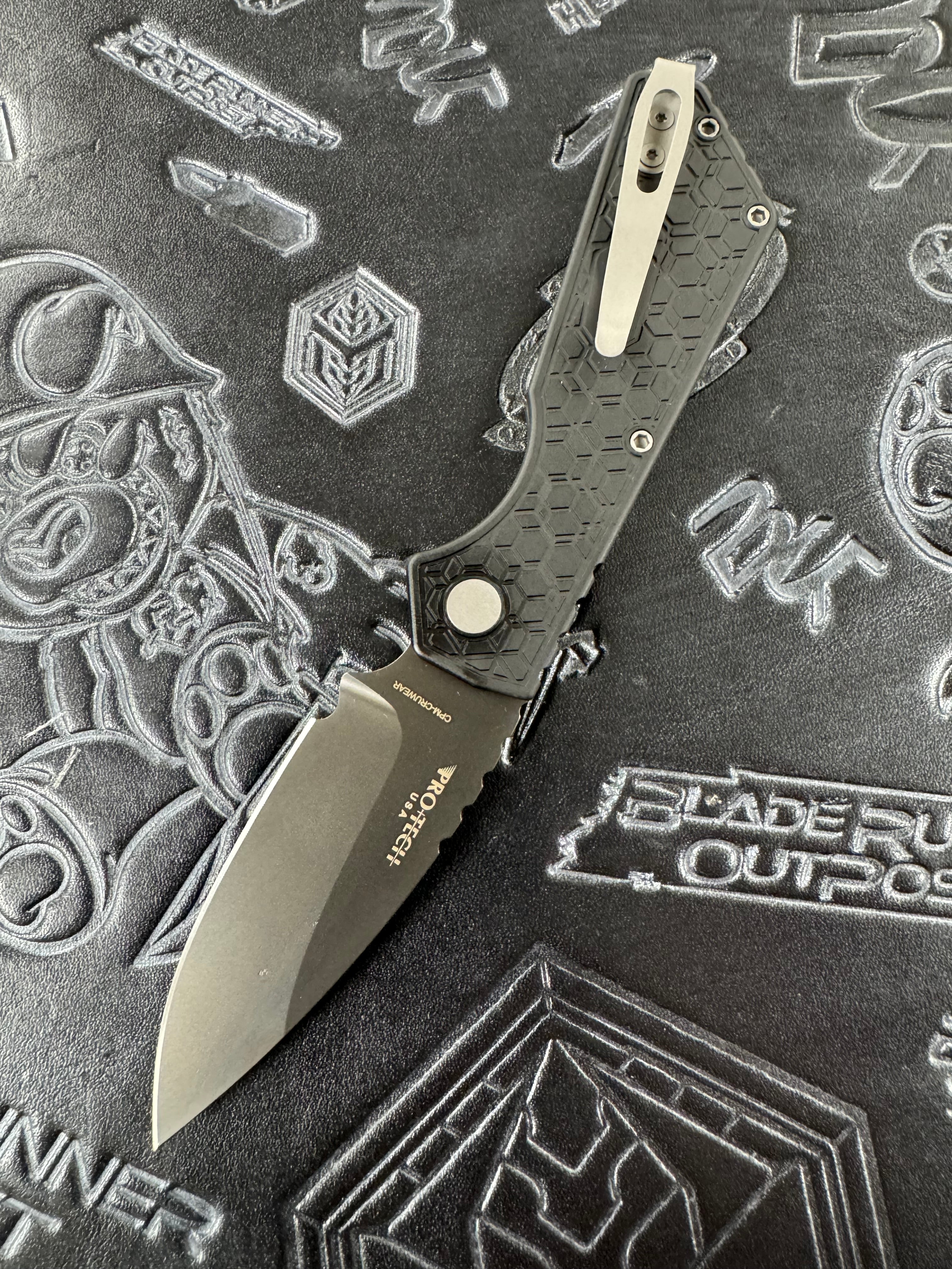 Pro-Tech PT Plus Black Gridlock Aluminum Handle w/ Smoky Gray Cru-Wear 2024 Cancon PT.3 Prototype