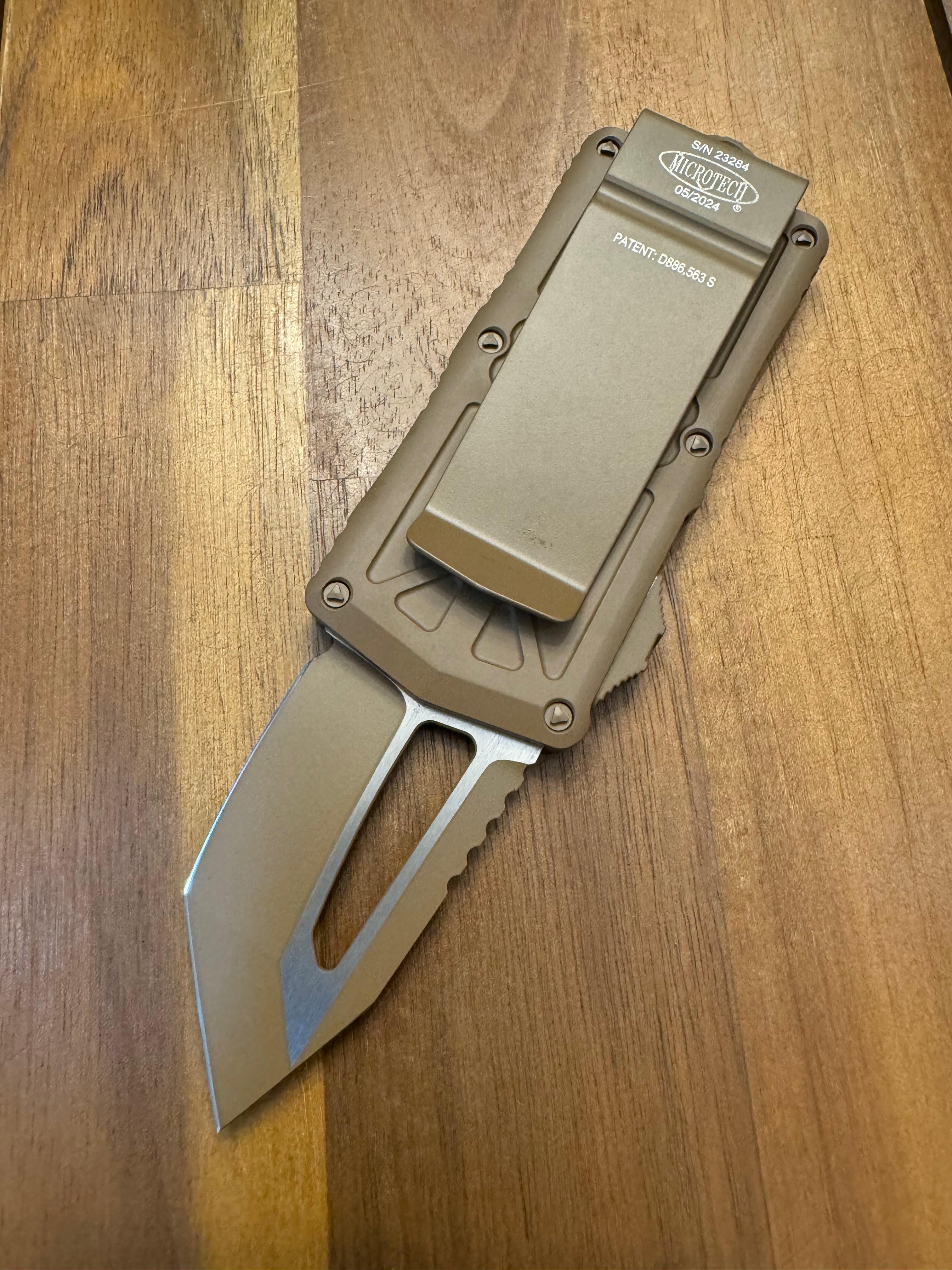 Microtech Exocet T/E Tanto Cerakote Tan 158-1CTA