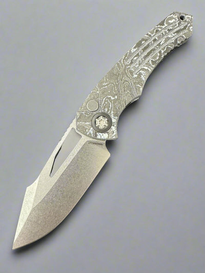 Heretic Knives Pariah M/A Button Lock White Camo Carbon Handles w/ Stonewash MagnaCut