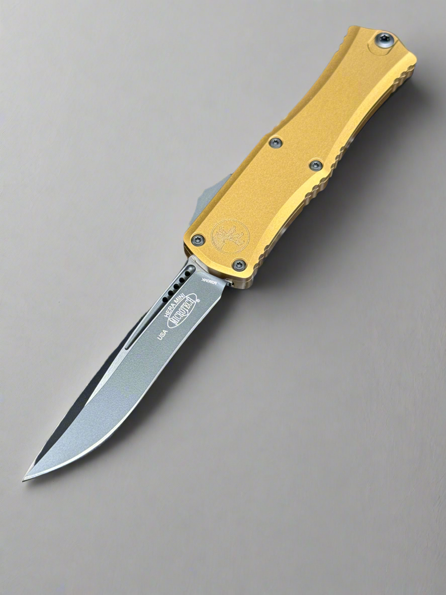 Microtech Knives Mini Hera Tan Tactical Standard Recurve M390MK 1705M-1T