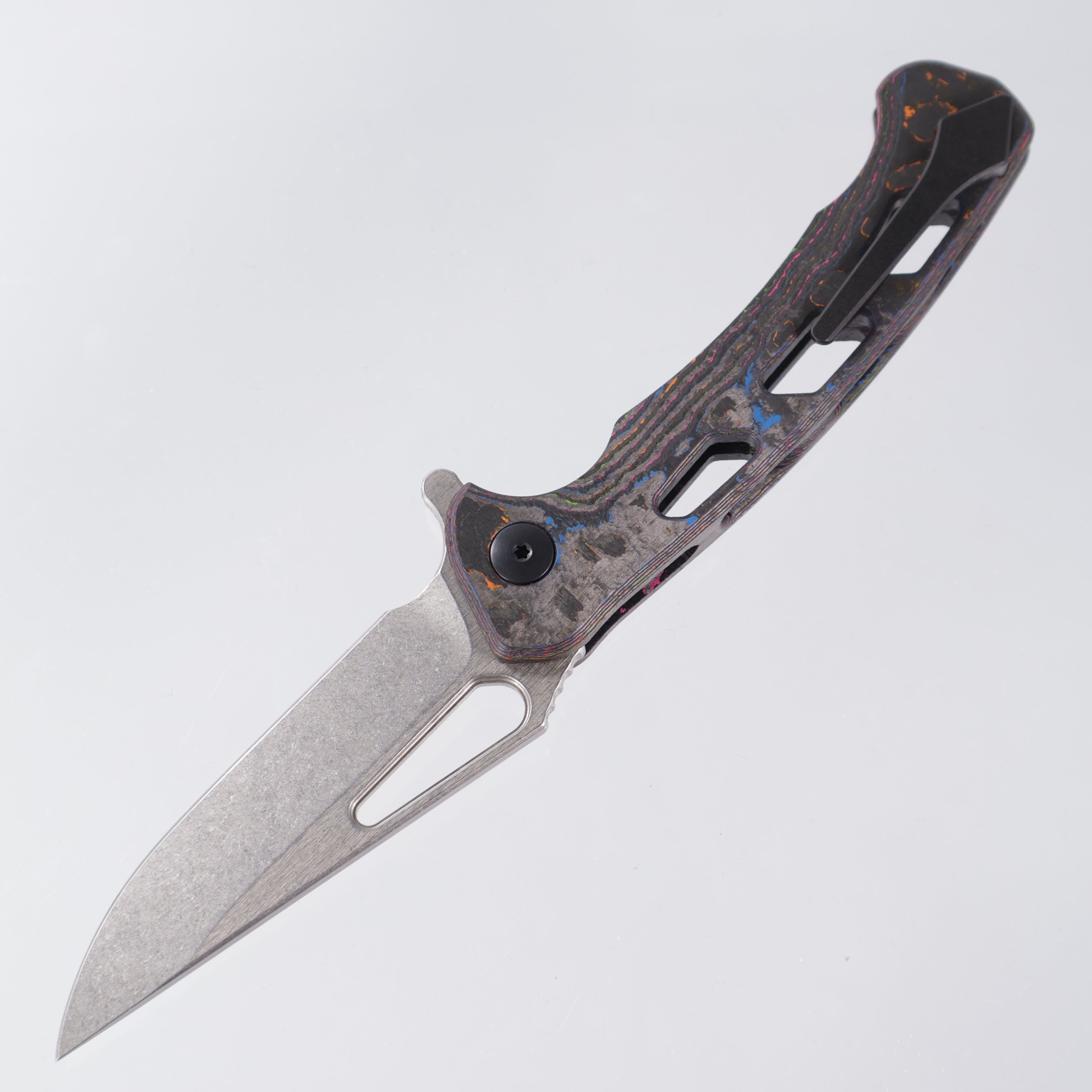 Dead Reckon Ridgeback Vertebrae - Flipper - 80s CamoCarbon - Magnacut Clip Point - BR OP Exclusive -RB-3545-21