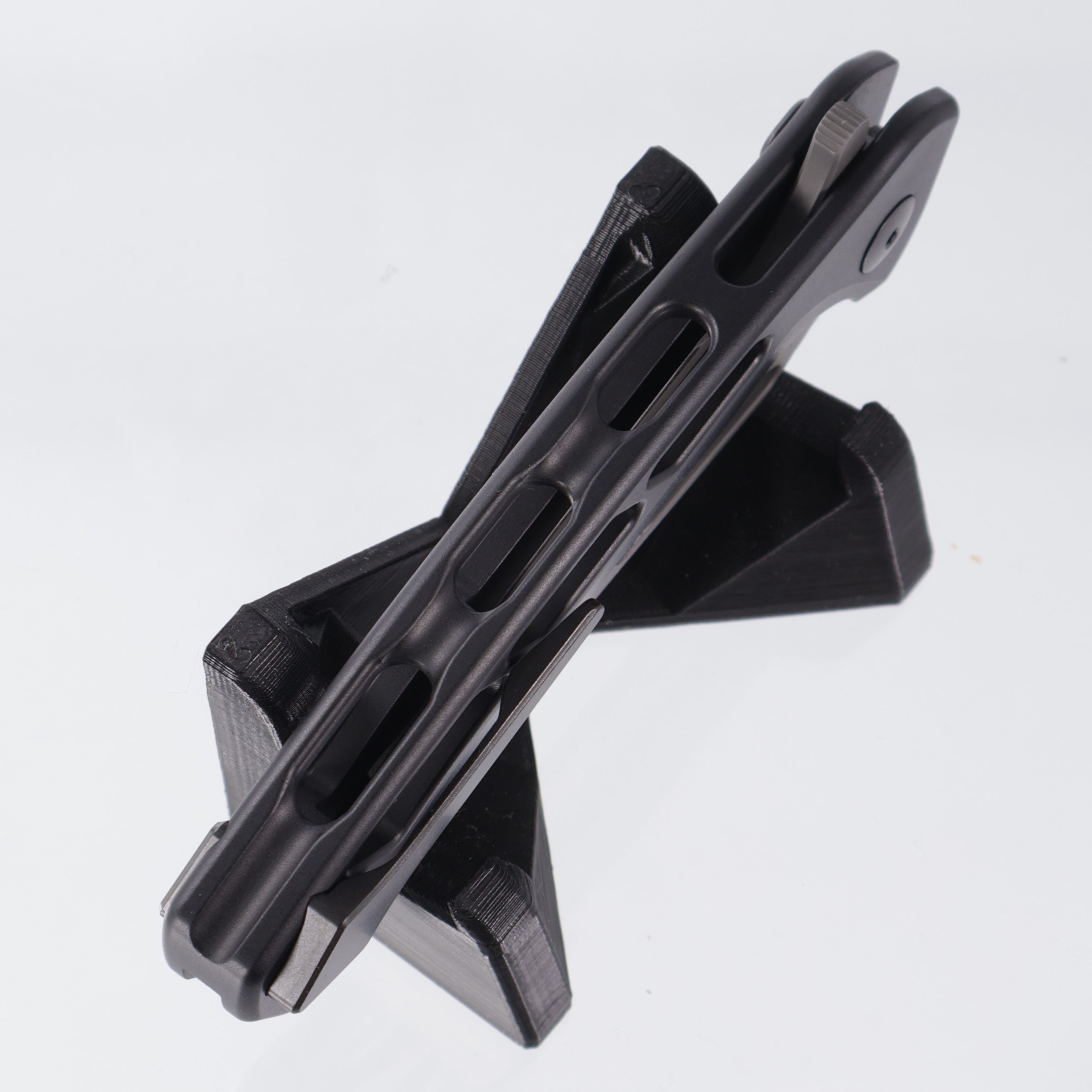 Dead Reckon Ridgeback Vertebrae Integral - Reverse Tanto - Black Aluminum - Dark Etch S45VN - RB-4462-77