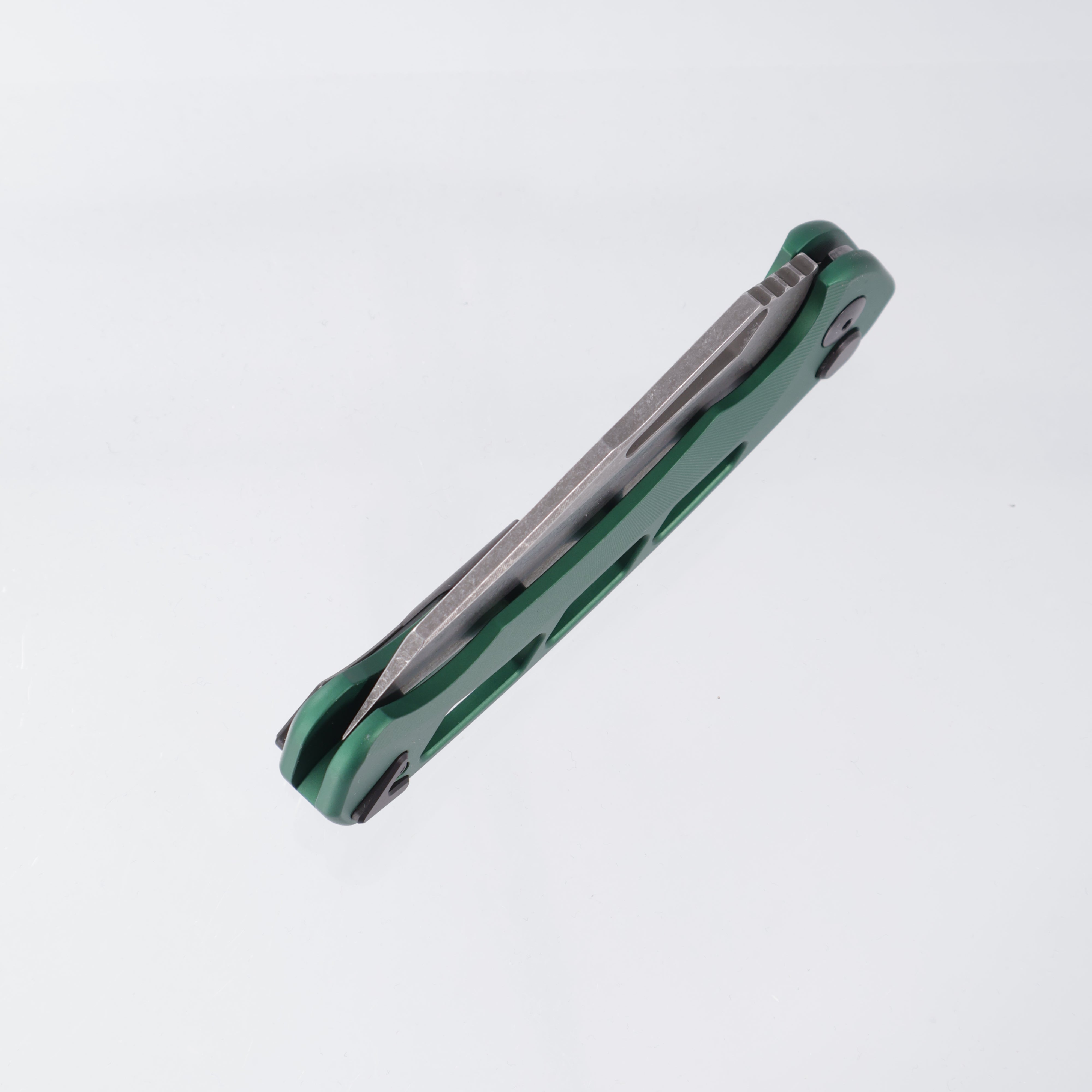Dead Reckon Ridgeback Vertebrae Integral - Reverse Tanto, Magnacut Dark Stonewash - Green Aluminum - RB-4562-67 DRK