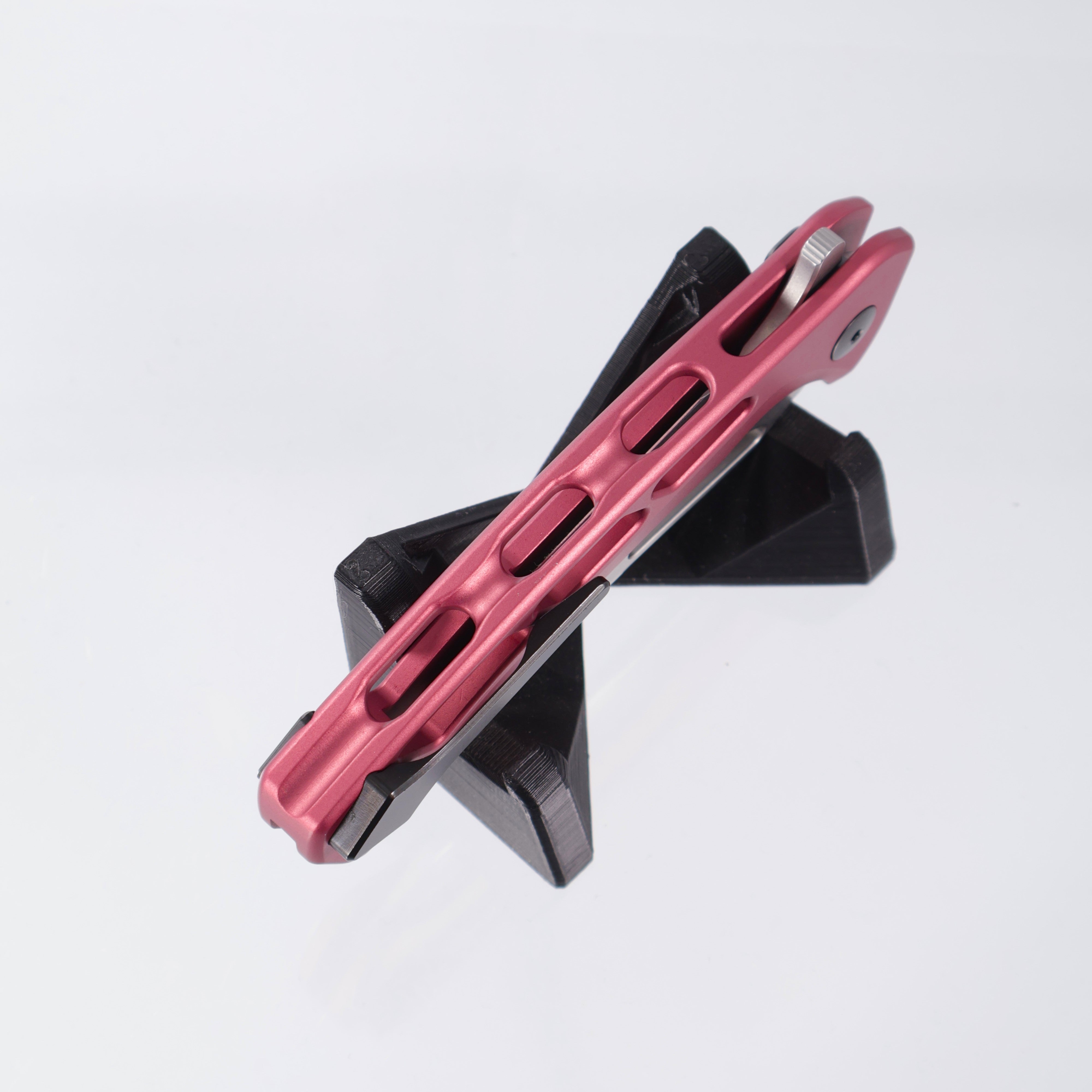 Dead Reckon Ridgeback Vertebrae Integral - Reverse Tanto, Magnacut Stonewash - Light Red Aluminum - RB-4562-17 DRK (Pink)